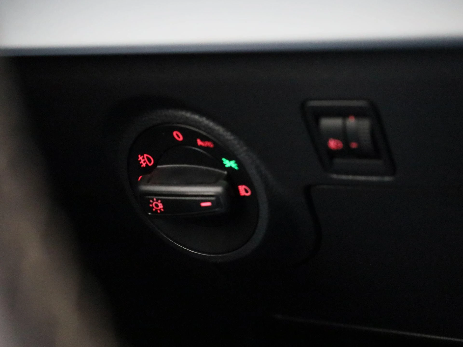 SEAT-Arona-image-17