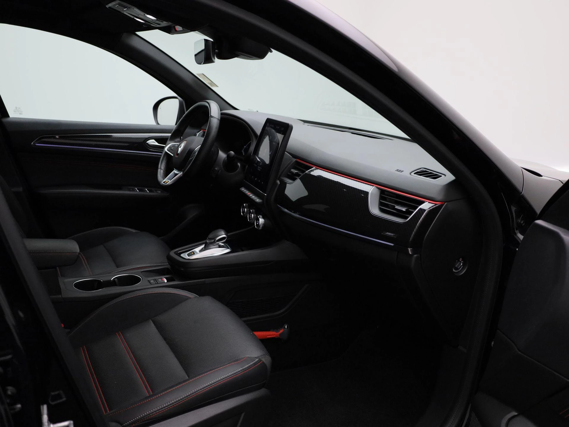 Renault-Arkana-image-32