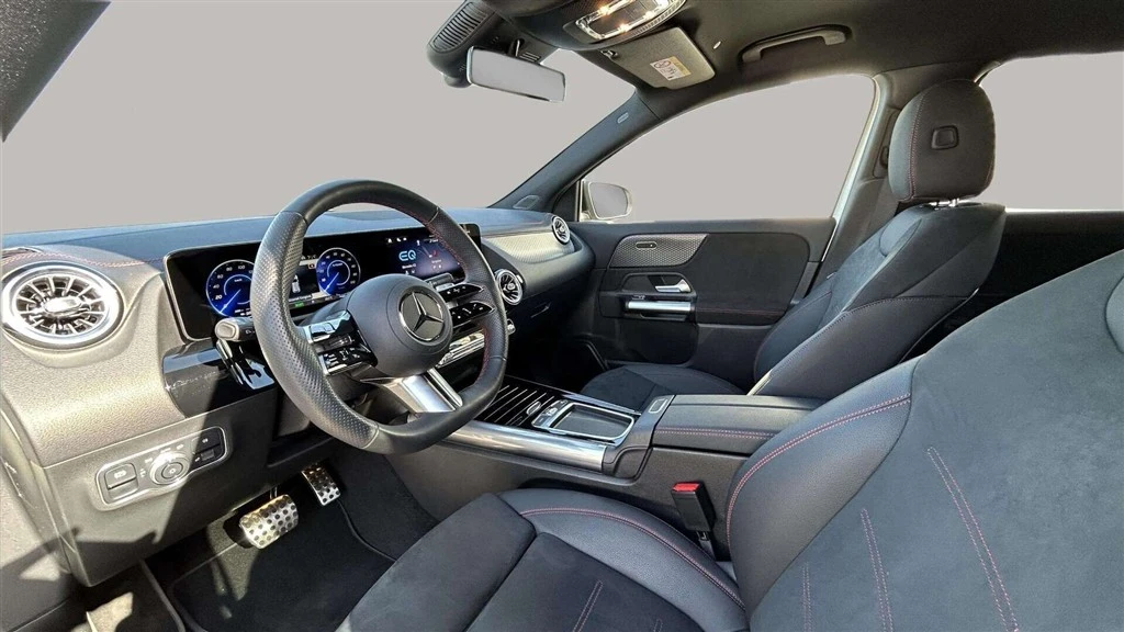 Mercedes-Benz-EQA-image-9