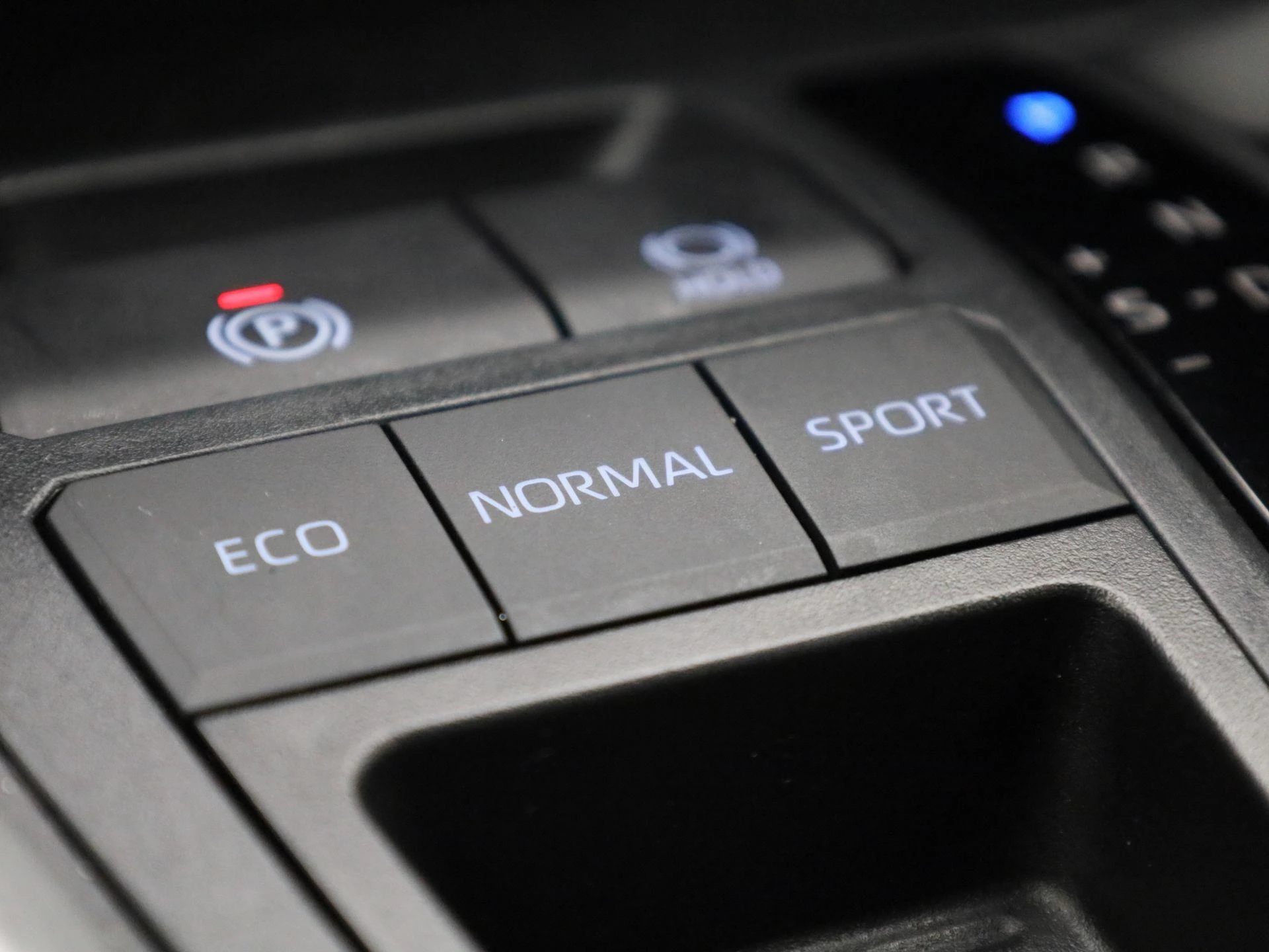 Toyota RAV4 2.5 PHEV Dynamic Plus e-CVT AWD-i