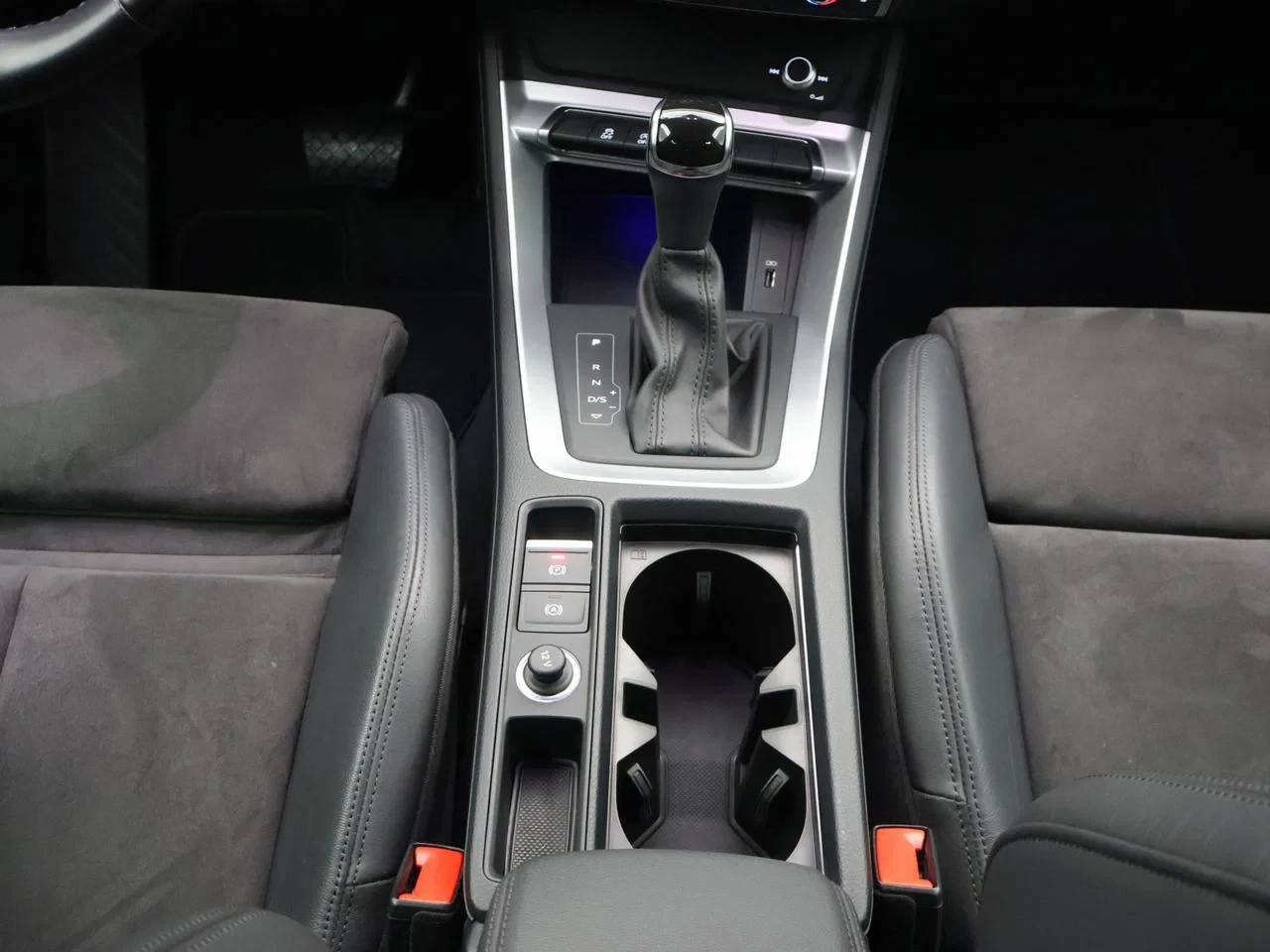Audi-Q3-image-15