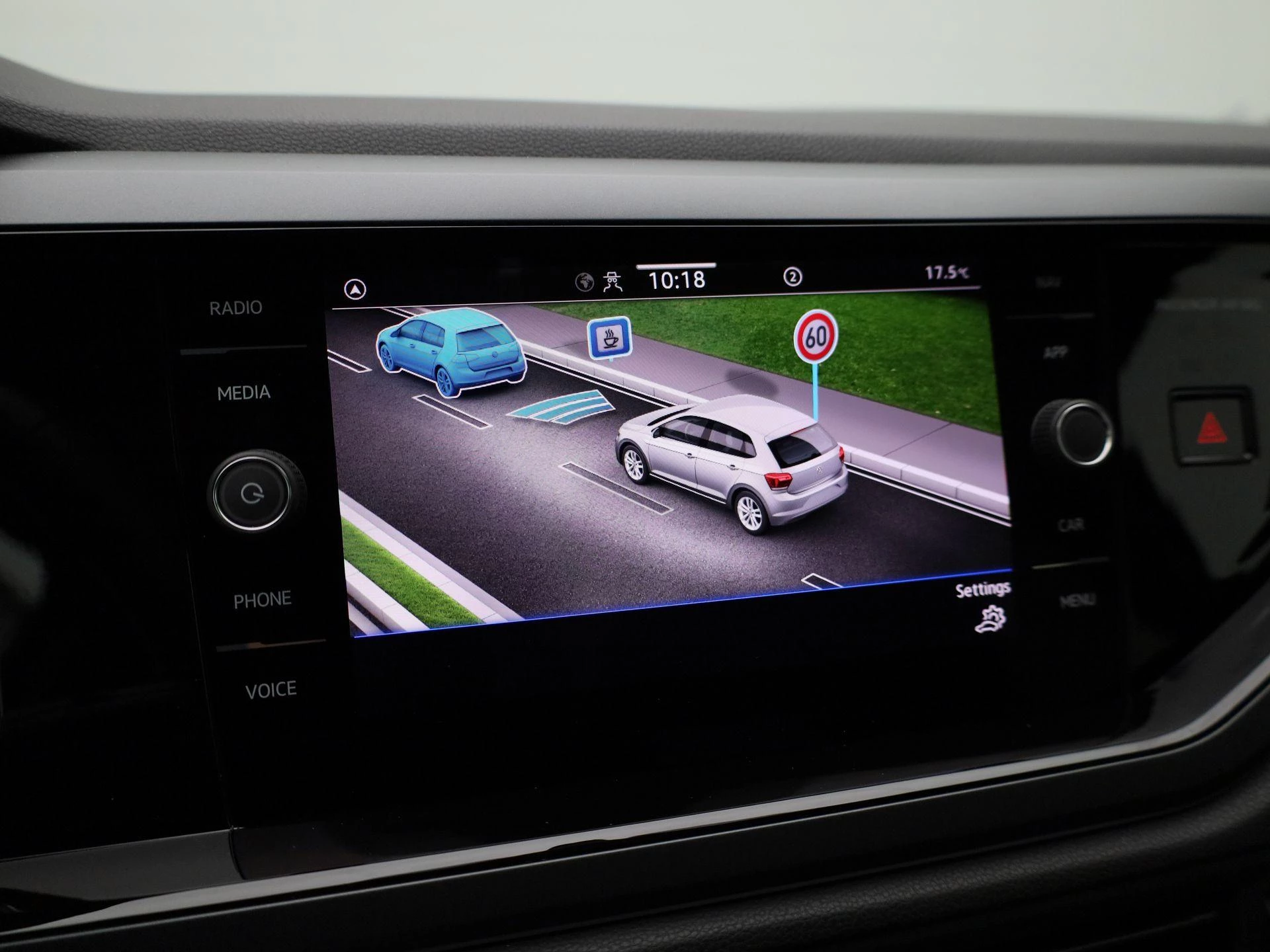 Volkswagen-Polo-image-22