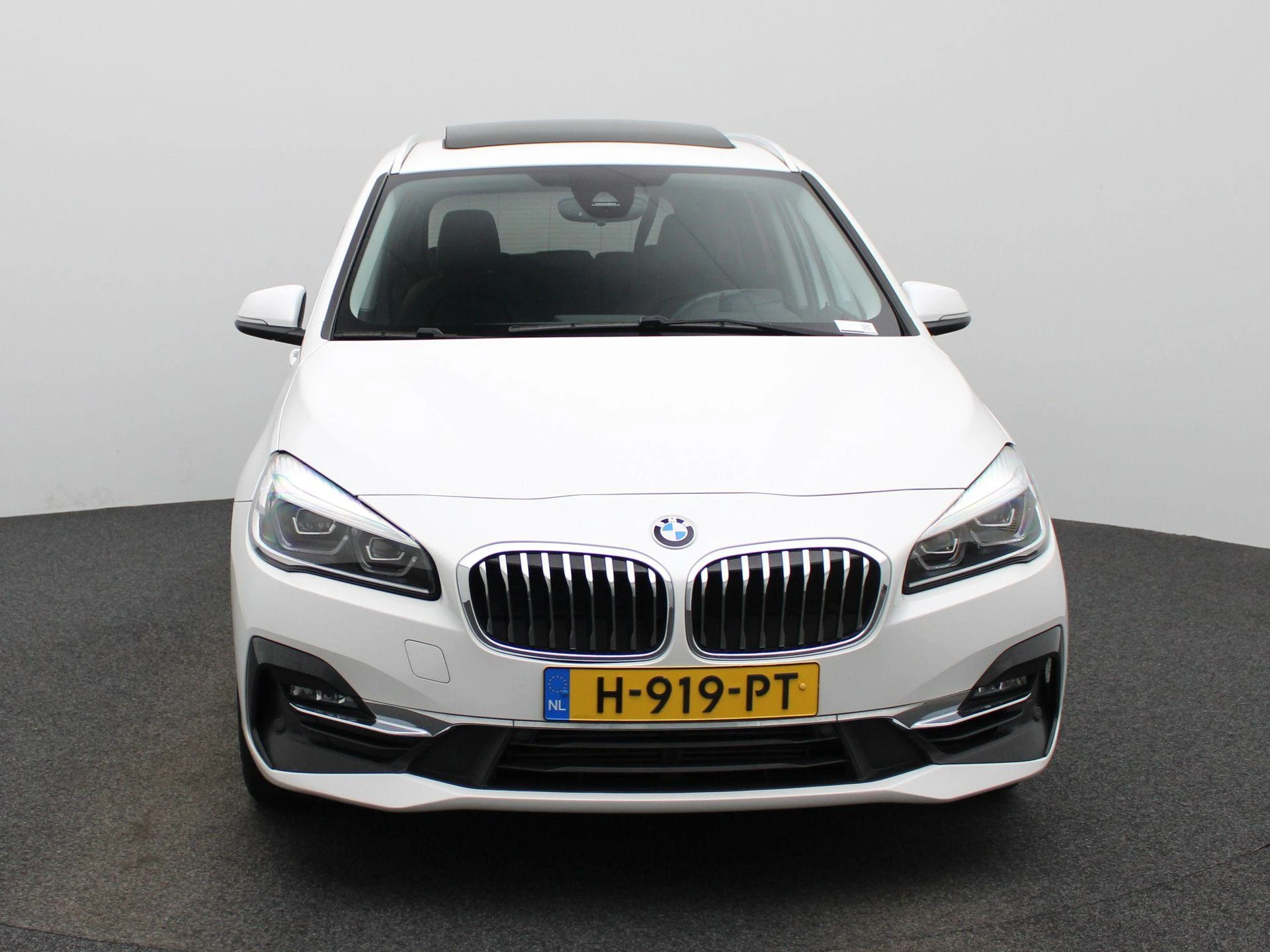 BMW-2 Serie-image-2