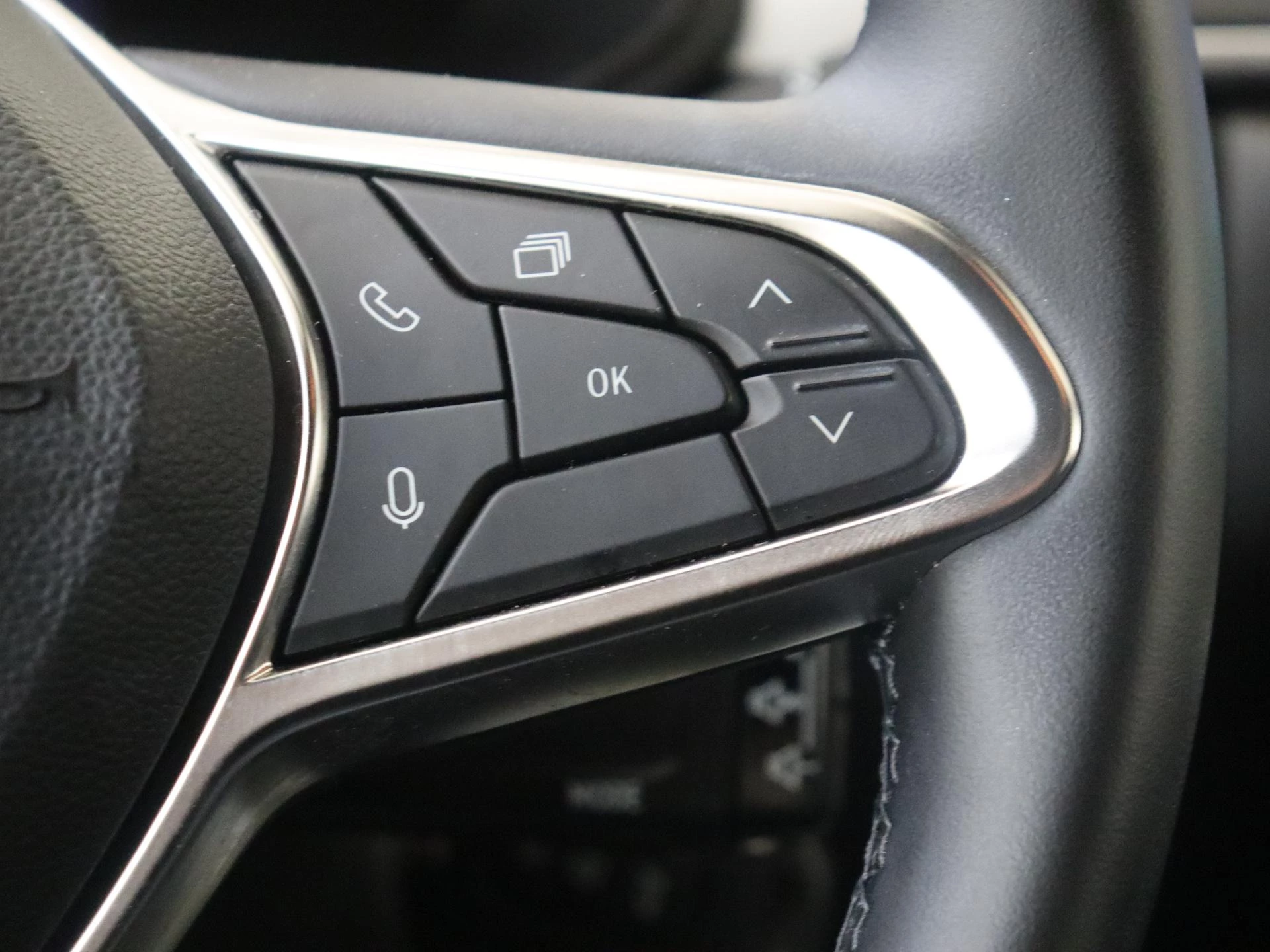 Renault-Captur-image-17