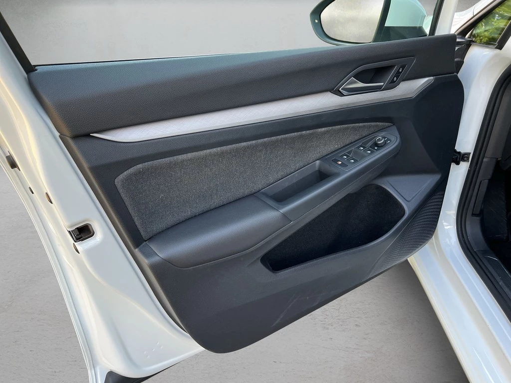 Volkswagen Golf VIII Variant 1.0 TSI Life