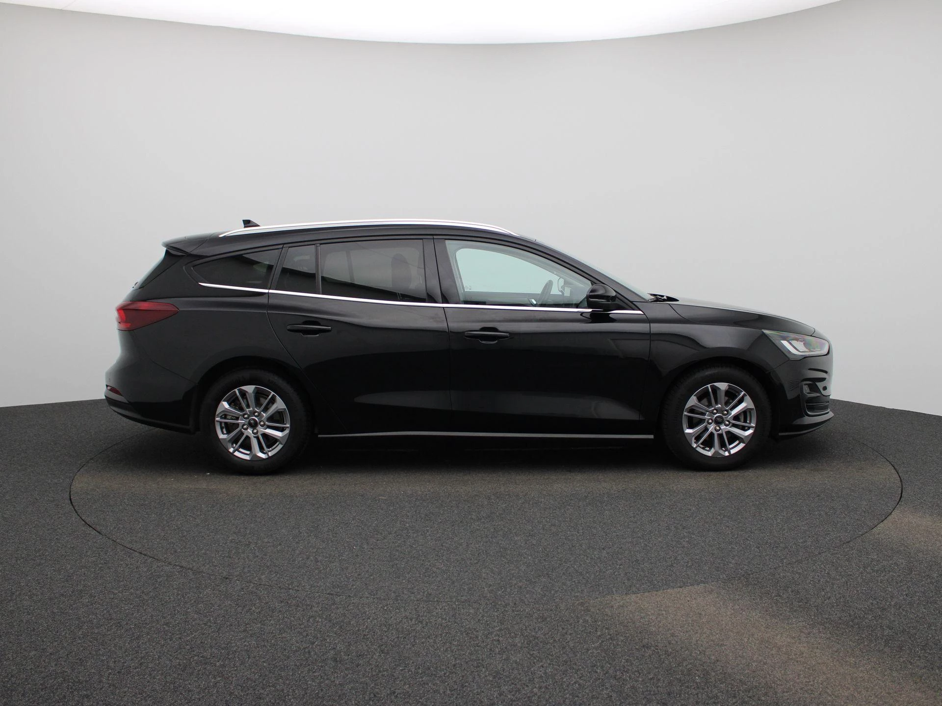 Ford-Focus-image-5