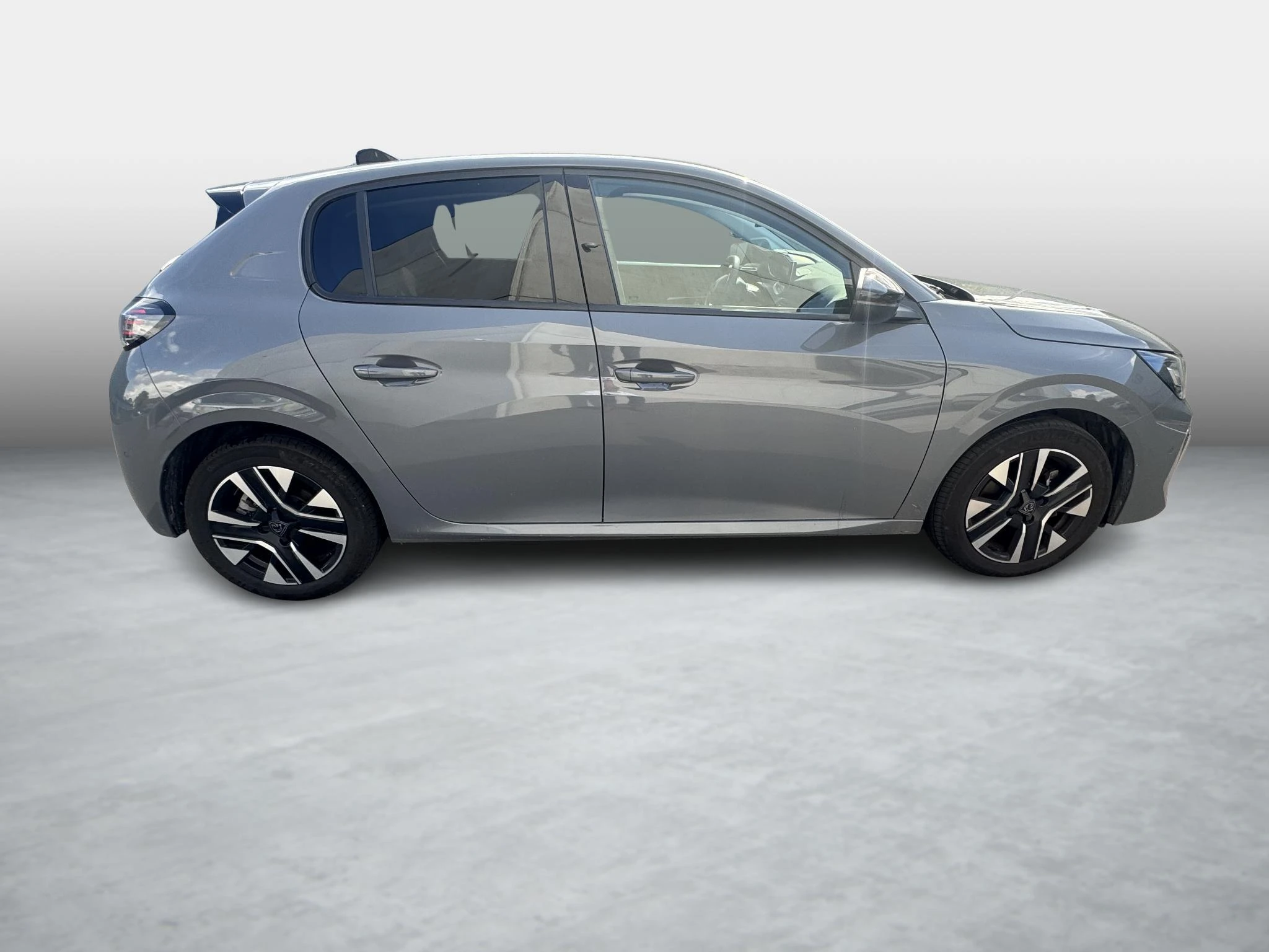Peugeot-208-image-6