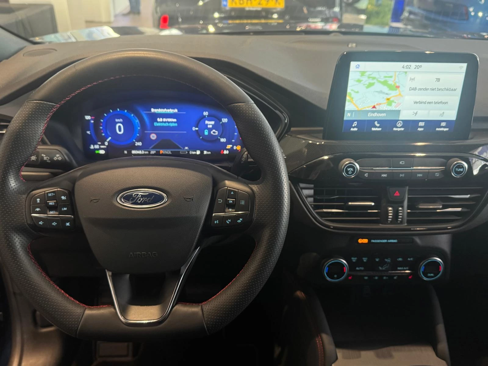 Ford-Kuga-image-8