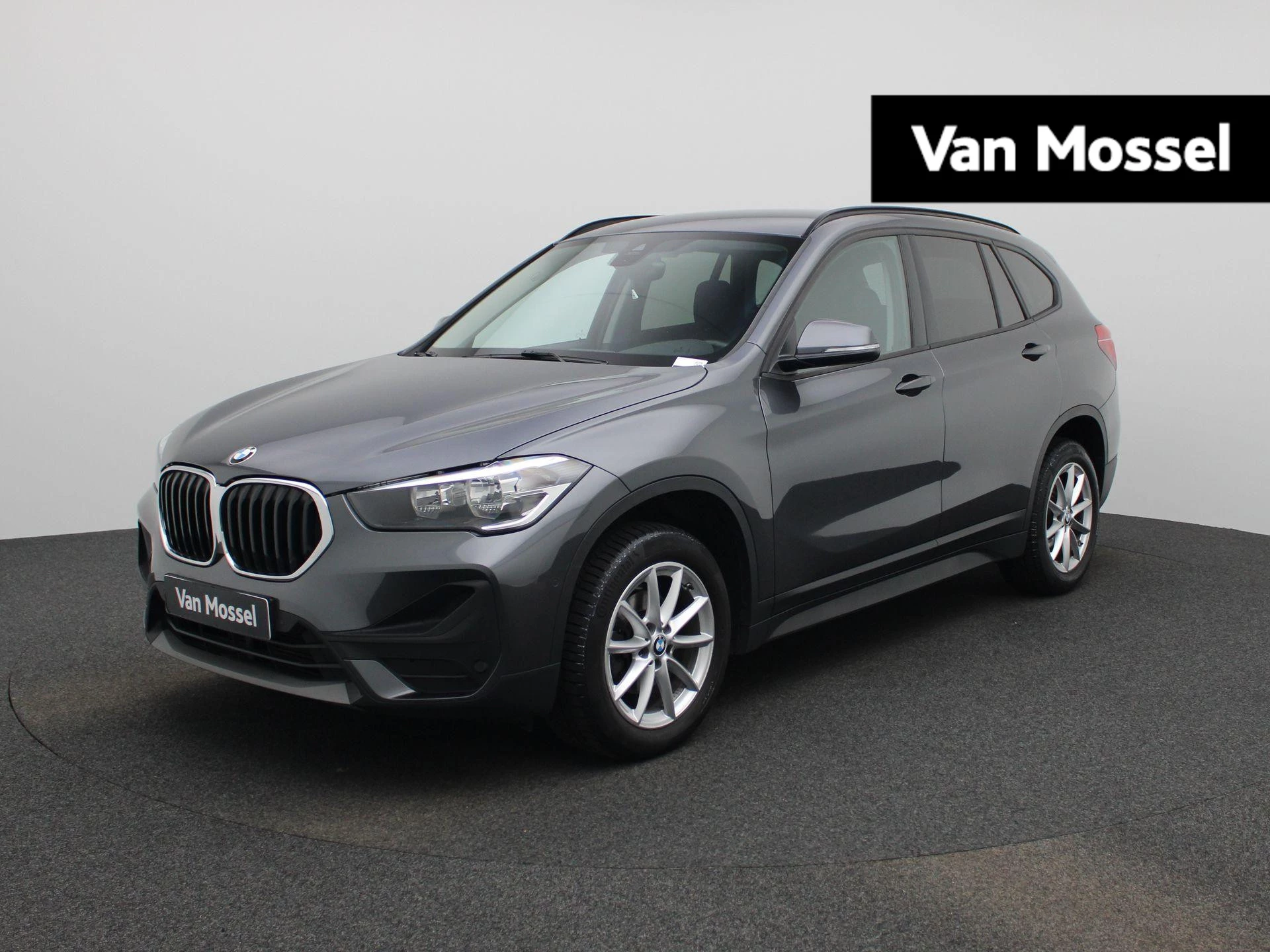 BMW-X1-image-0