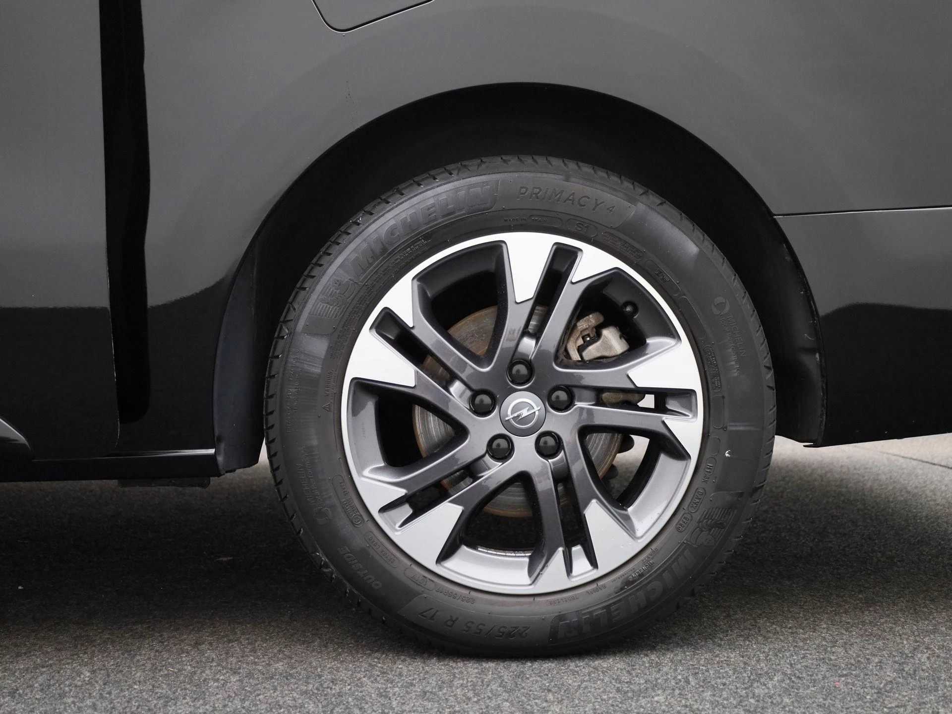 Opel-Zafira e-Life-image-12