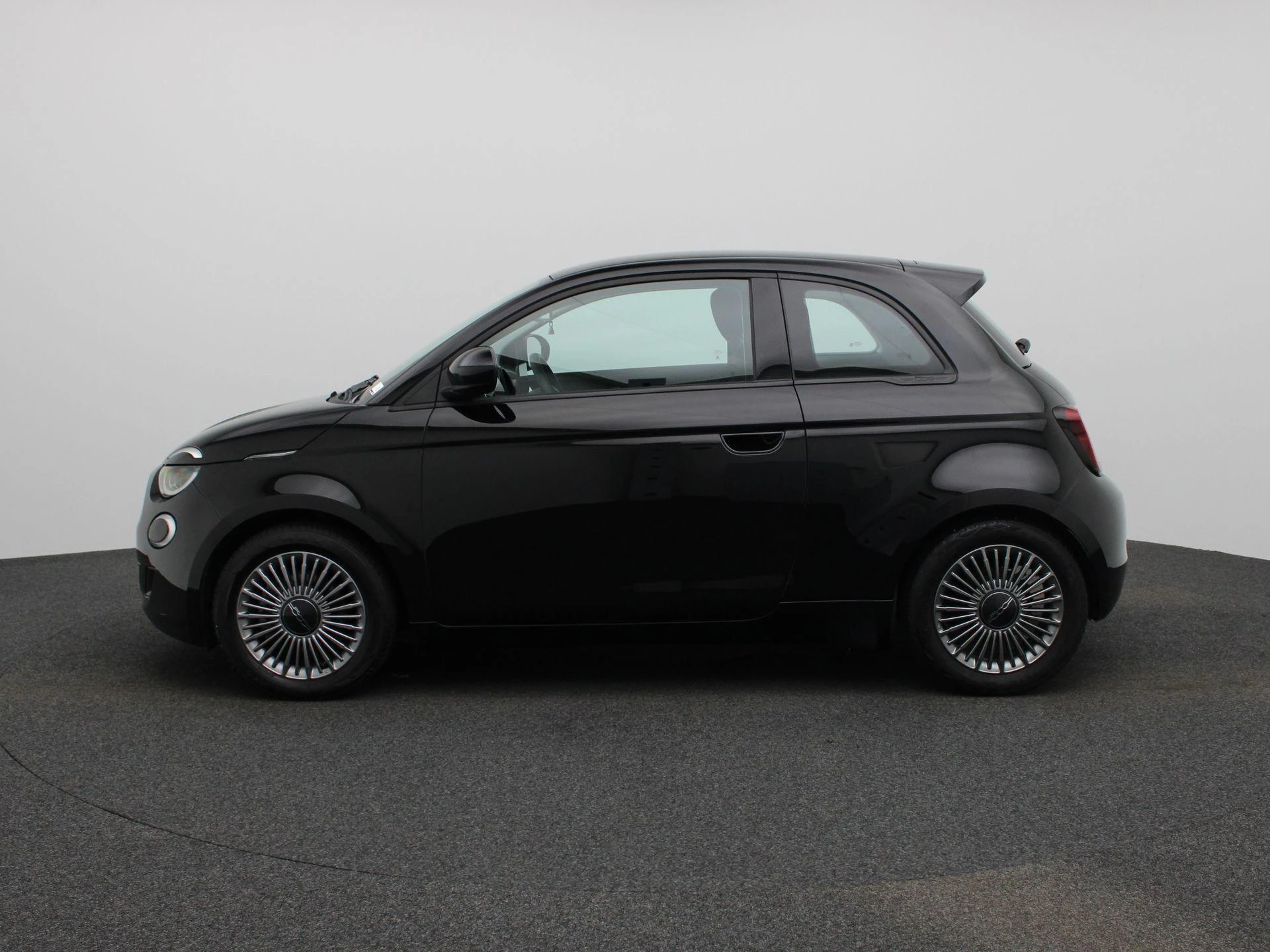 Fiat-500-image-3