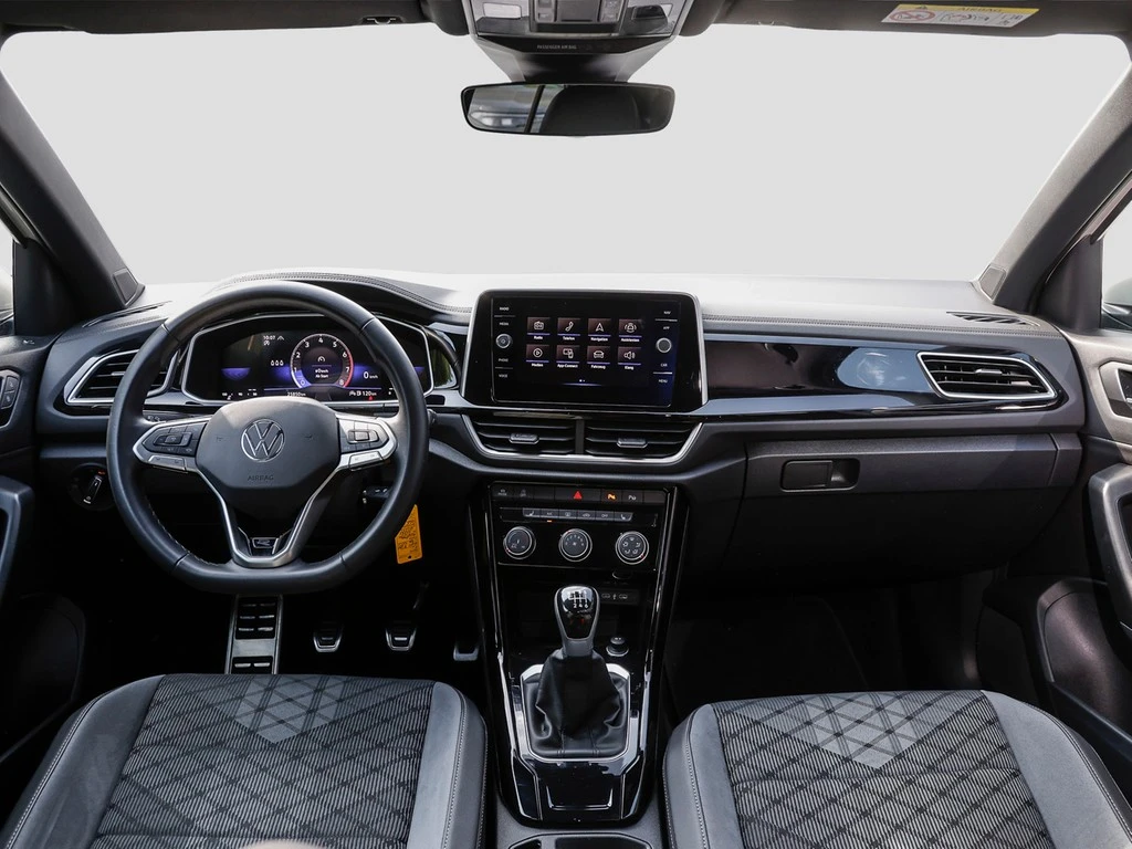 Volkswagen-T-Roc-image-10