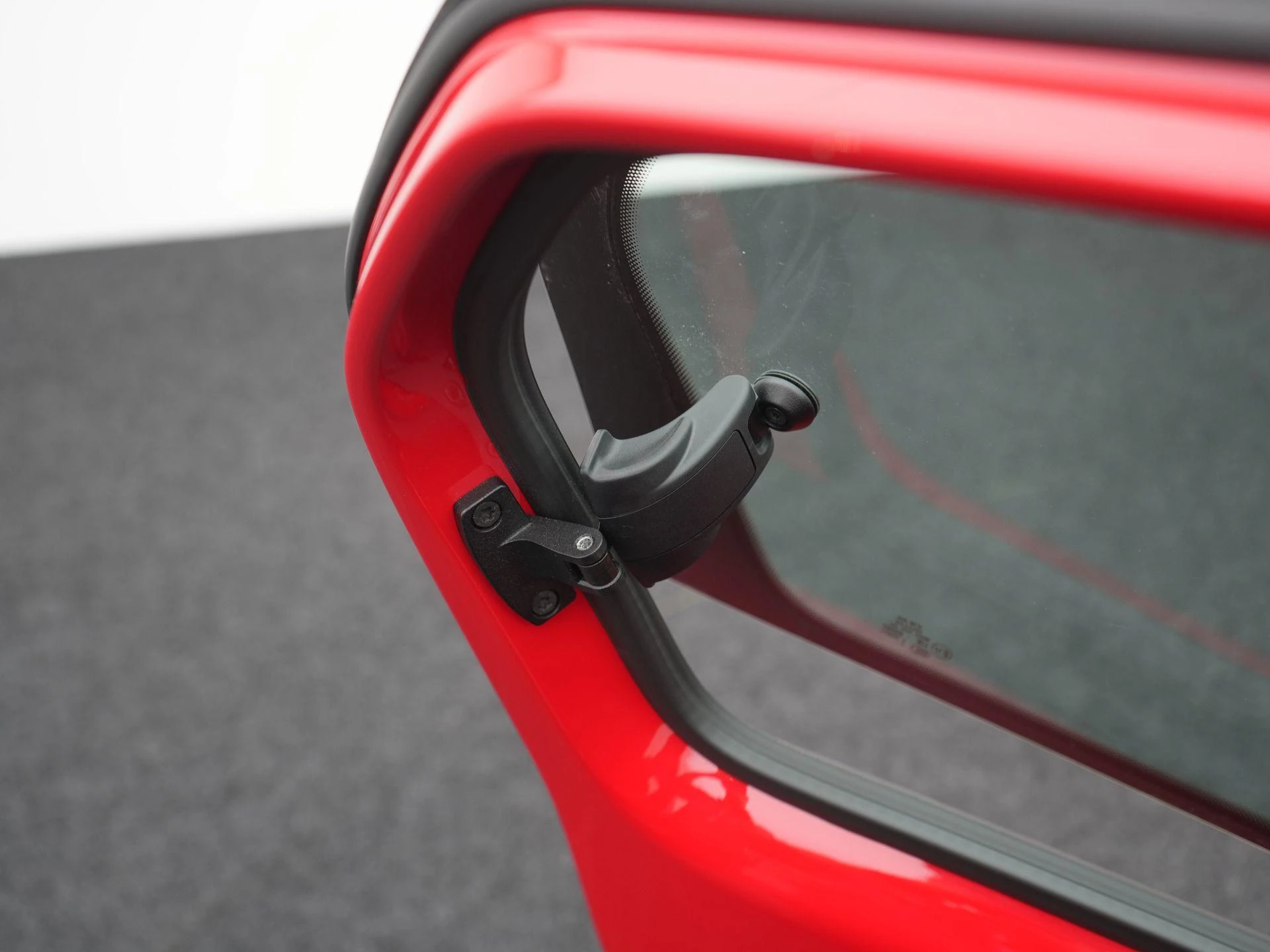 Volkswagen-up!-image-21