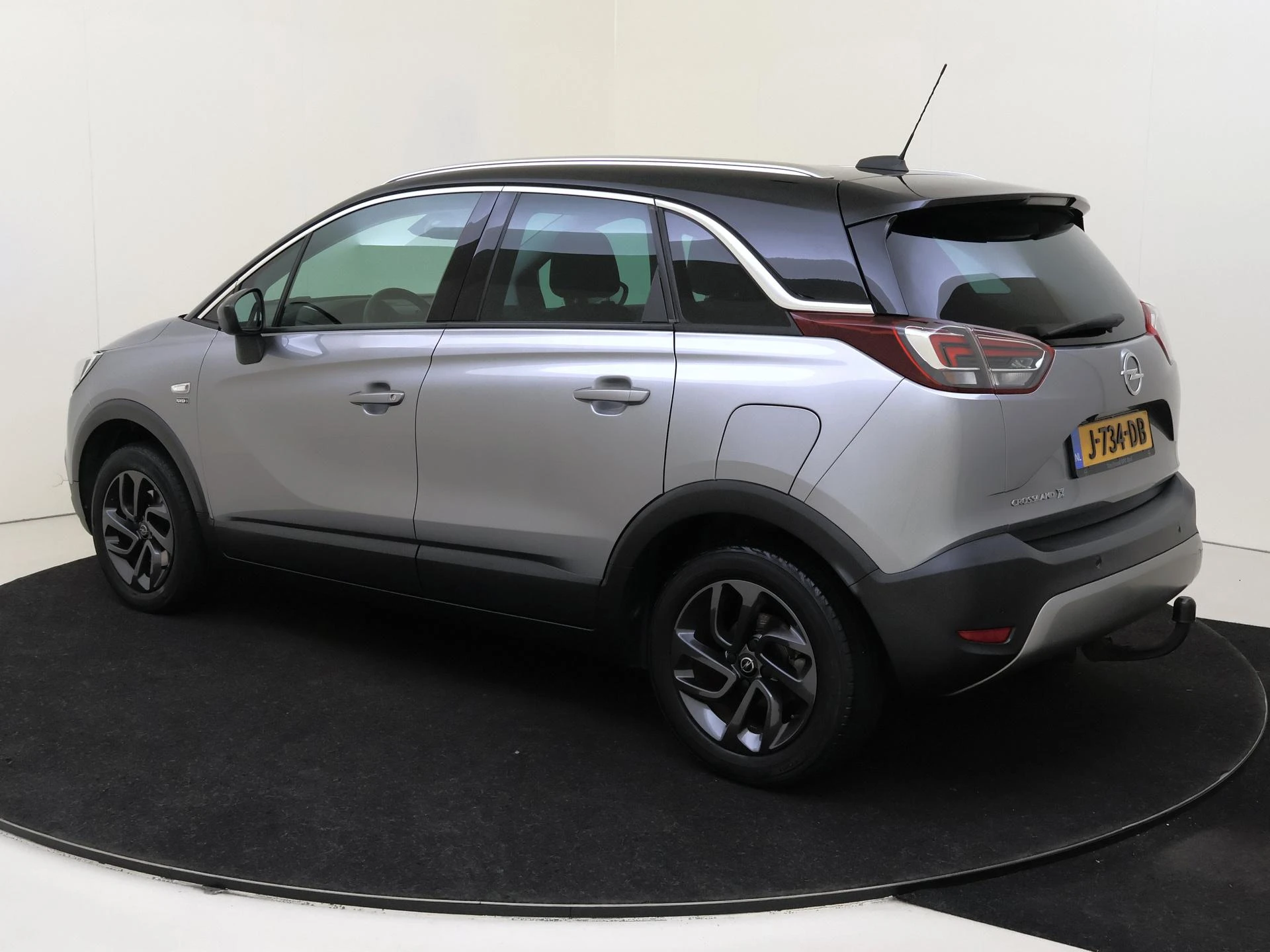 Opel-Crossland X-image-2