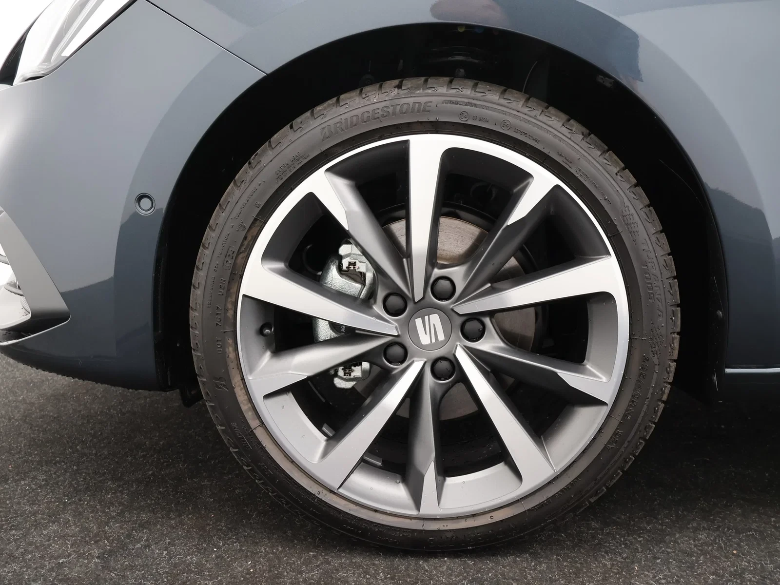 SEAT Leon Leon 5D FR 1.5TSI 150pk *AUTOMAAT*APP CONNECT*CAMERA*NAVI*MEMORY SEATS*HALF LEDER*...DEMO