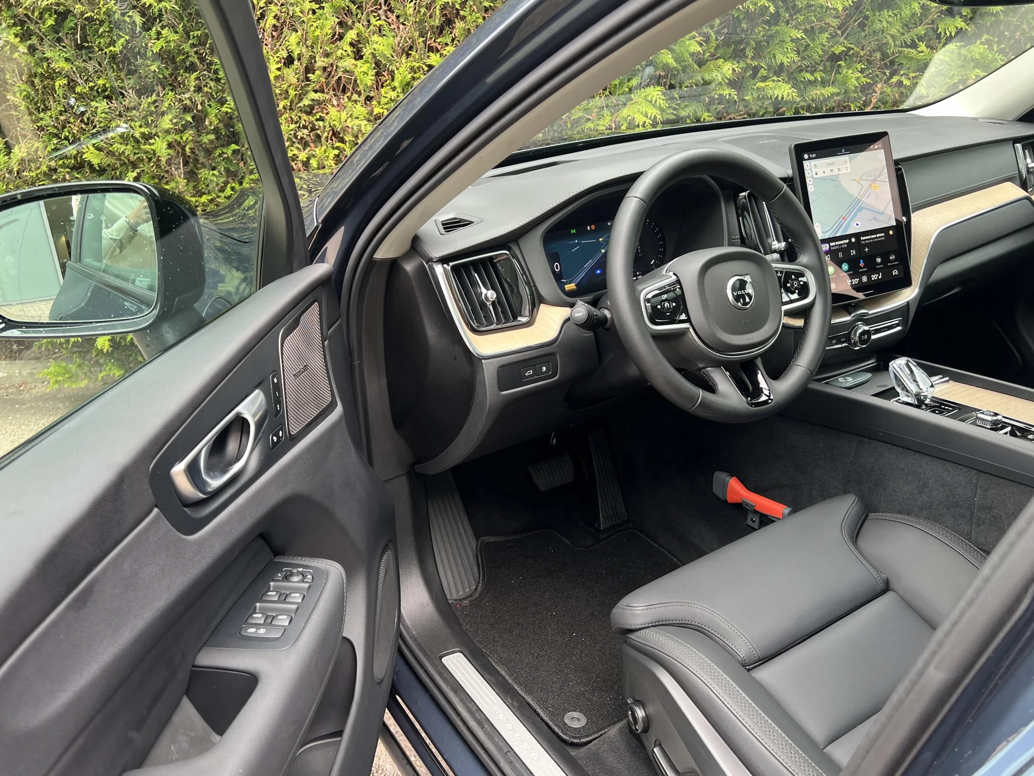 Volvo XC60 T6 Plug-in hybrid AWD Ultra Dark Trekhaak Aut.