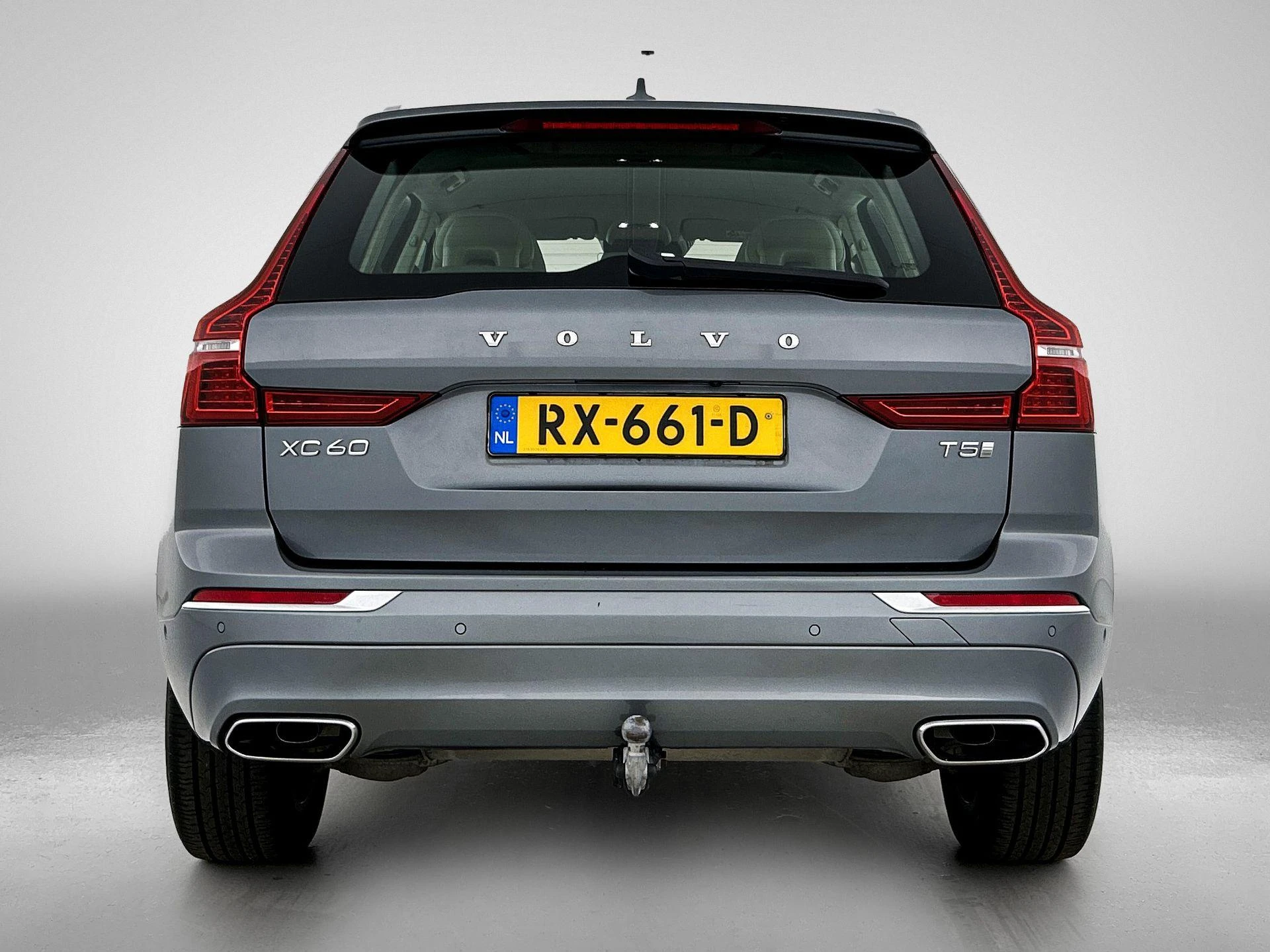 Volvo-XC60-image-2