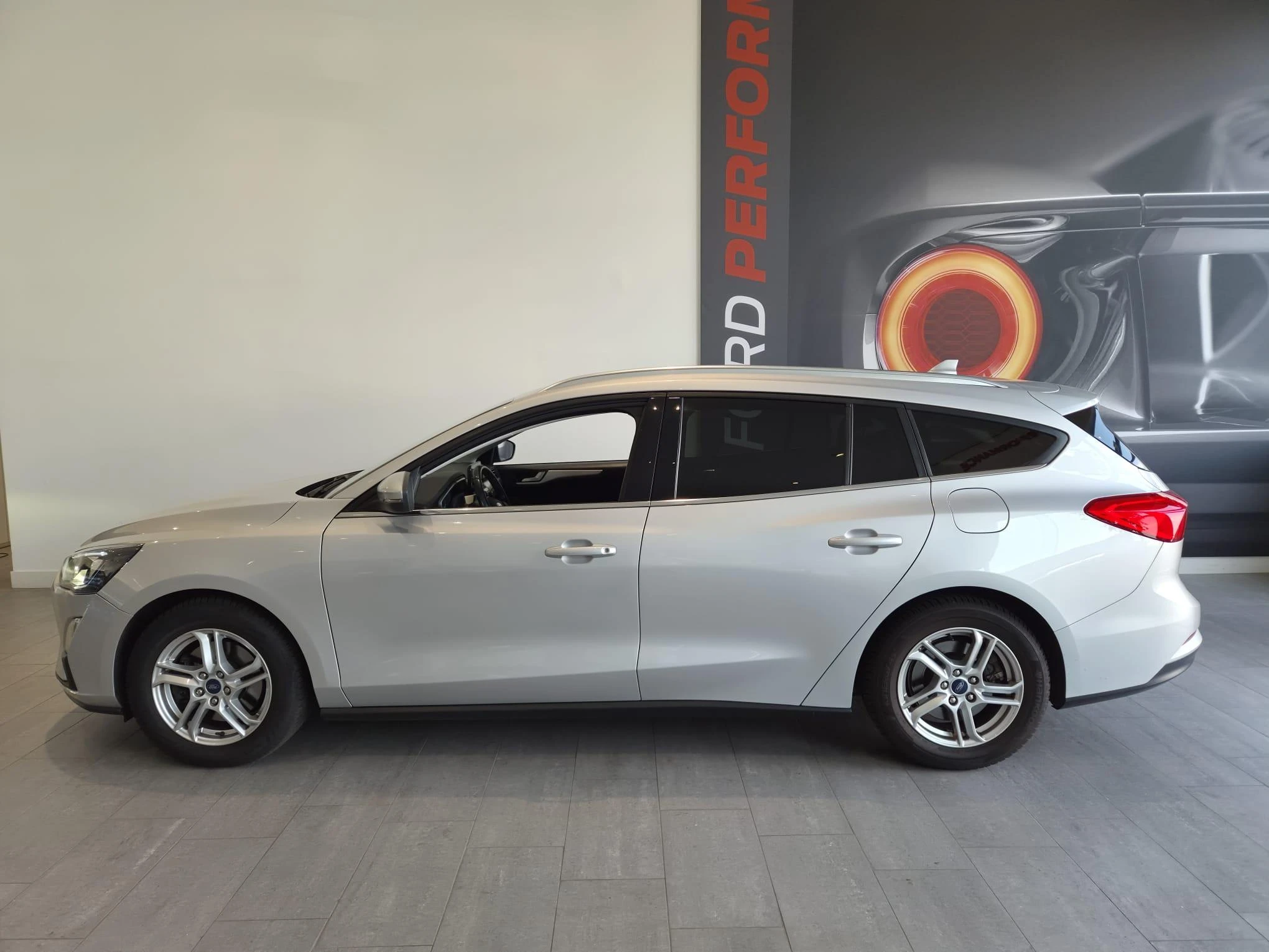 Ford-Focus-image-3