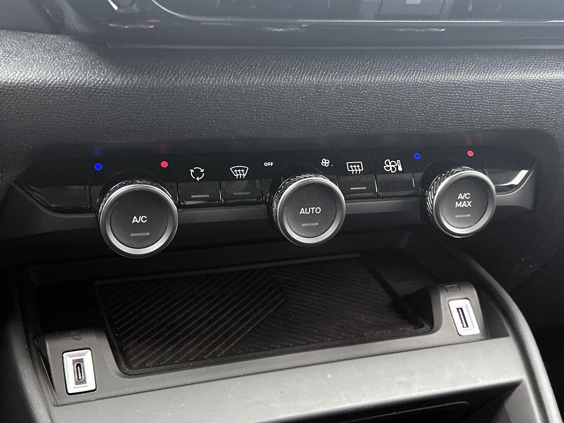 Citroën-ë-C4-image-22