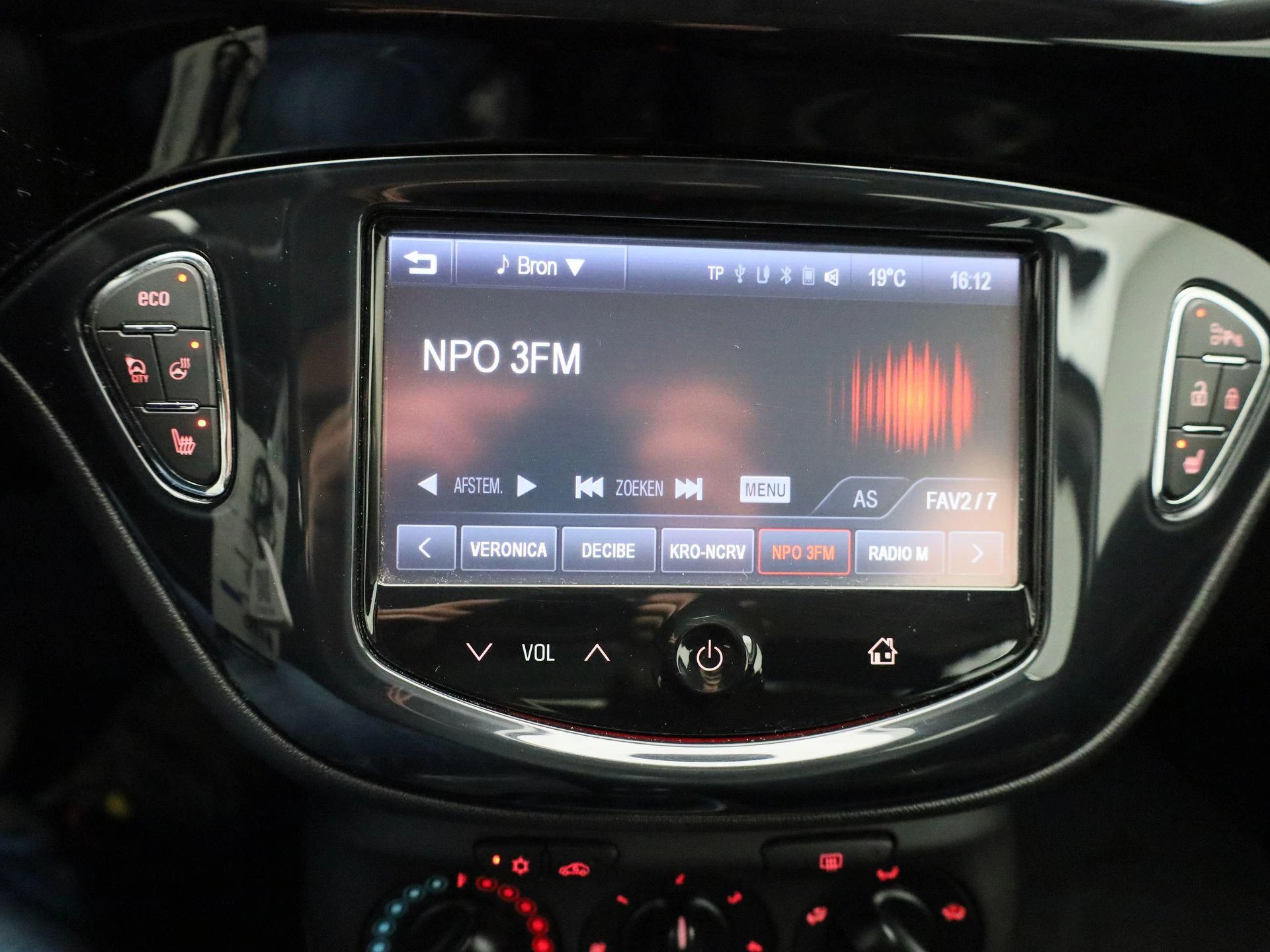 Opel-Corsa-image-13