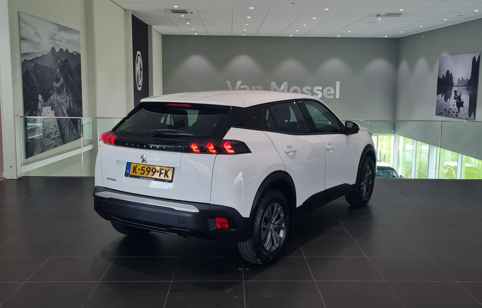 Peugeot-2008-image-4