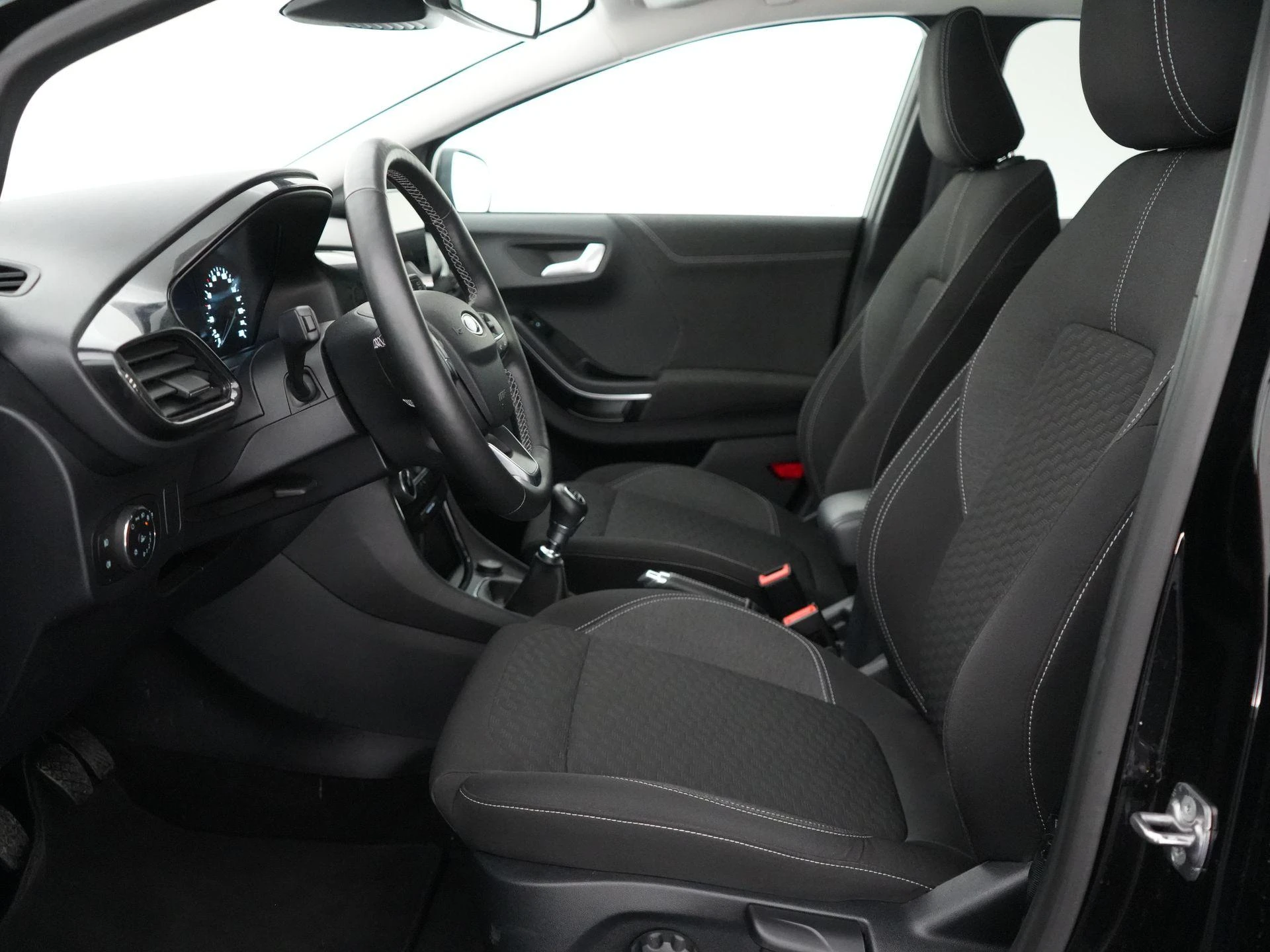 Ford Puma 1.0i Ecoboost mHEV 92kW Titanium