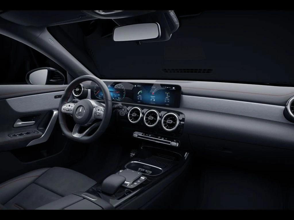 Mercedes-Benz-CLA 250 e-image-11
