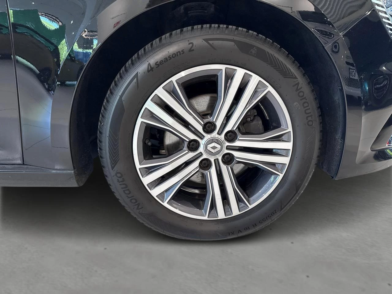 Renault-Mégane Grand Tour-image-6