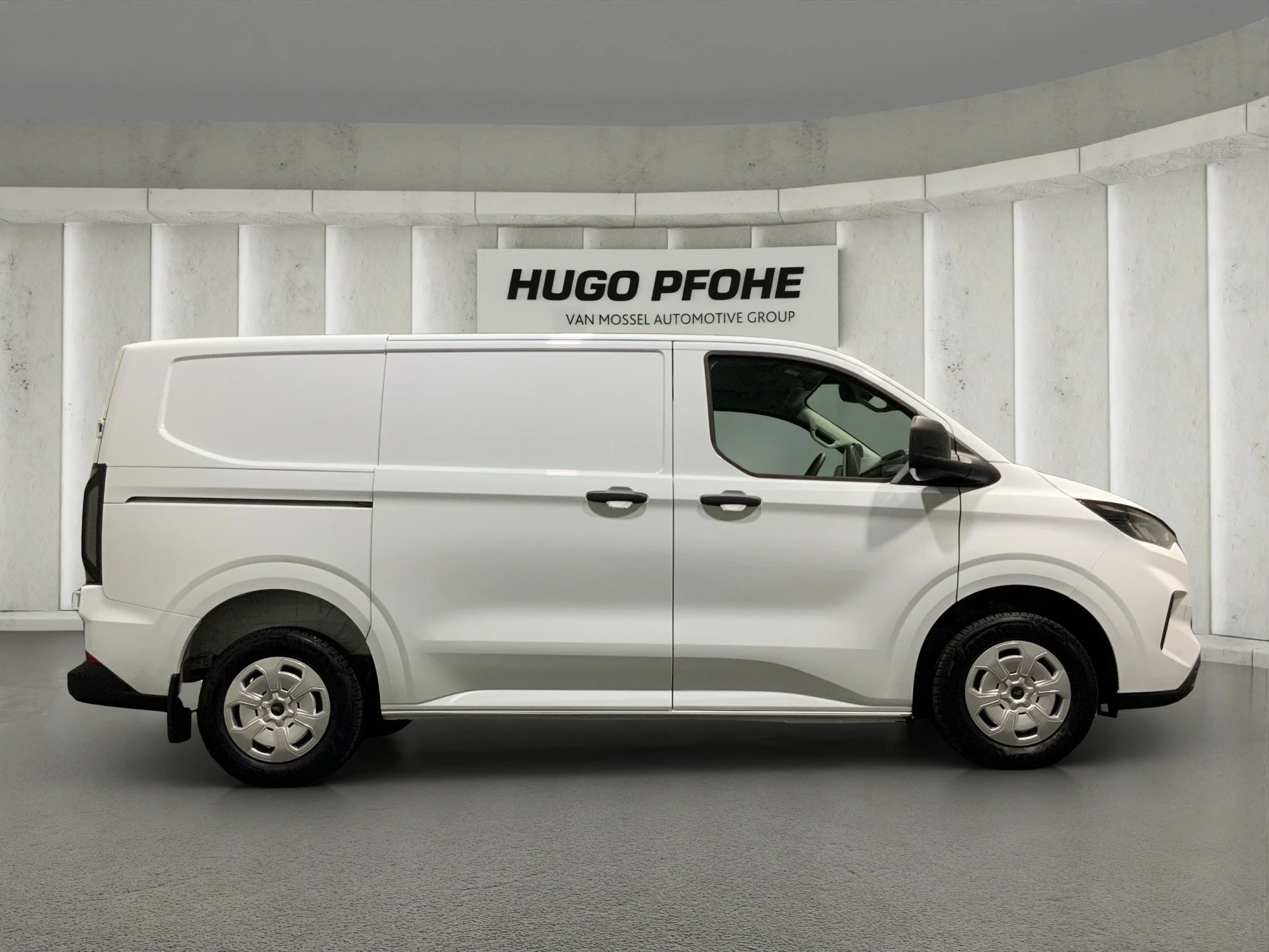 Ford-Transit Custom-image-5