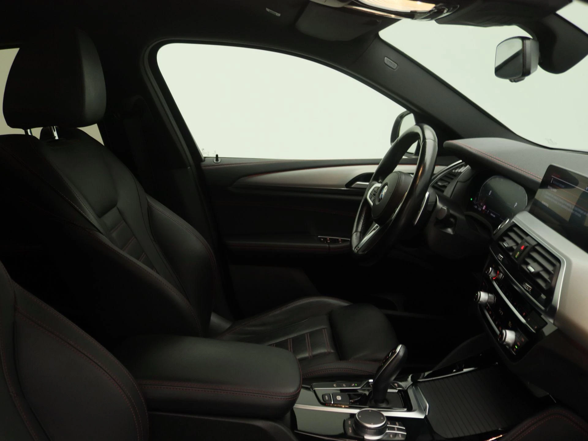 BMW-X4-image-23