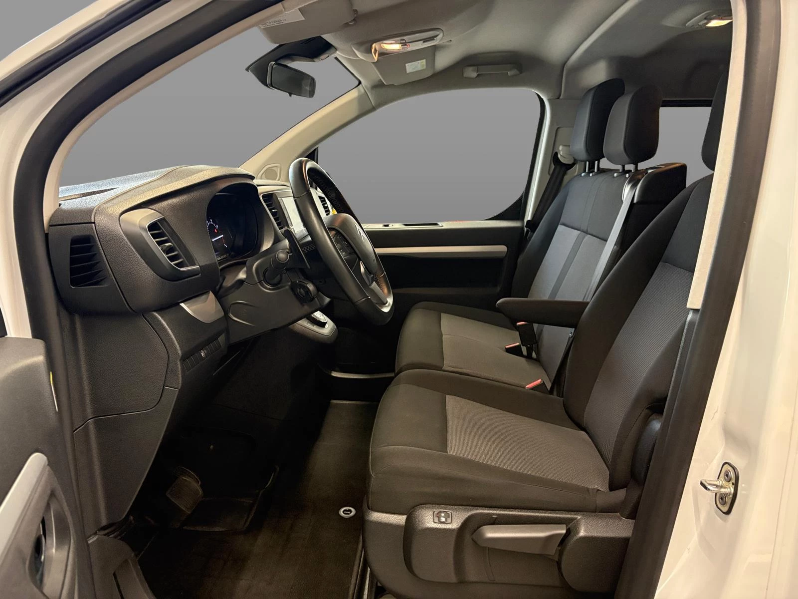 Citroën-Spacetourer-image-7