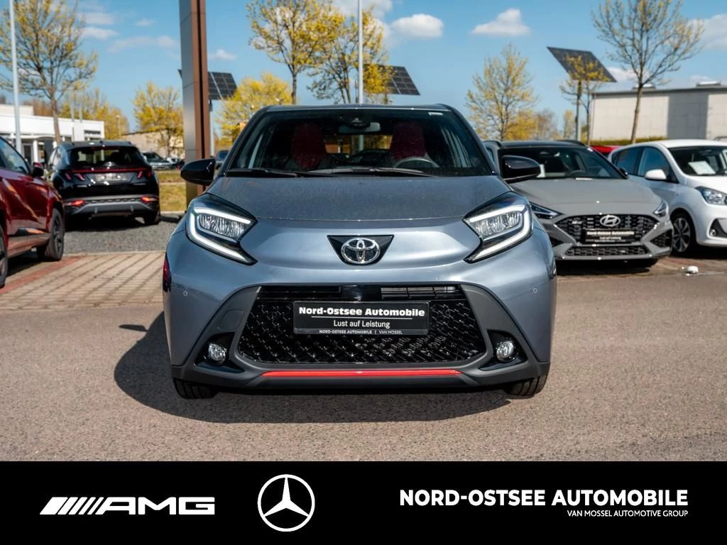 Toyota Aygo X 1.0 UNDERCOVER KAMERA TEMPO SITZHZGAB70 AYGO X 1.0 UNDERCOVER KAMERA TEMPO SITZHZG