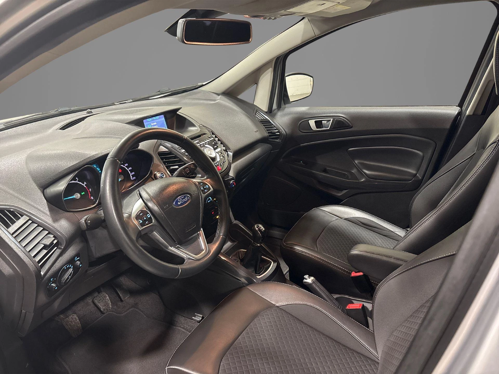 Ford-EcoSport-image-12