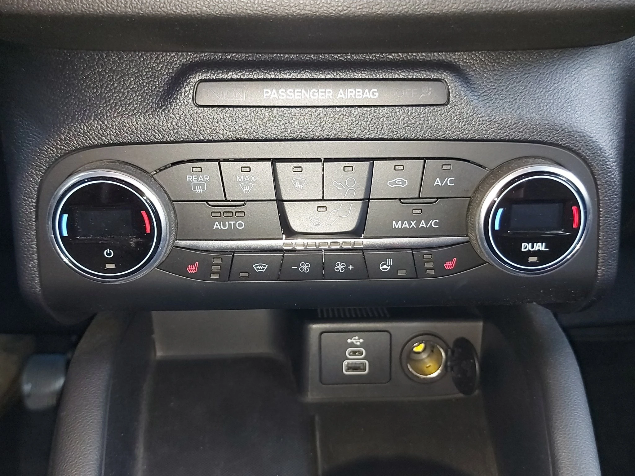 Ford-Kuga-image-21