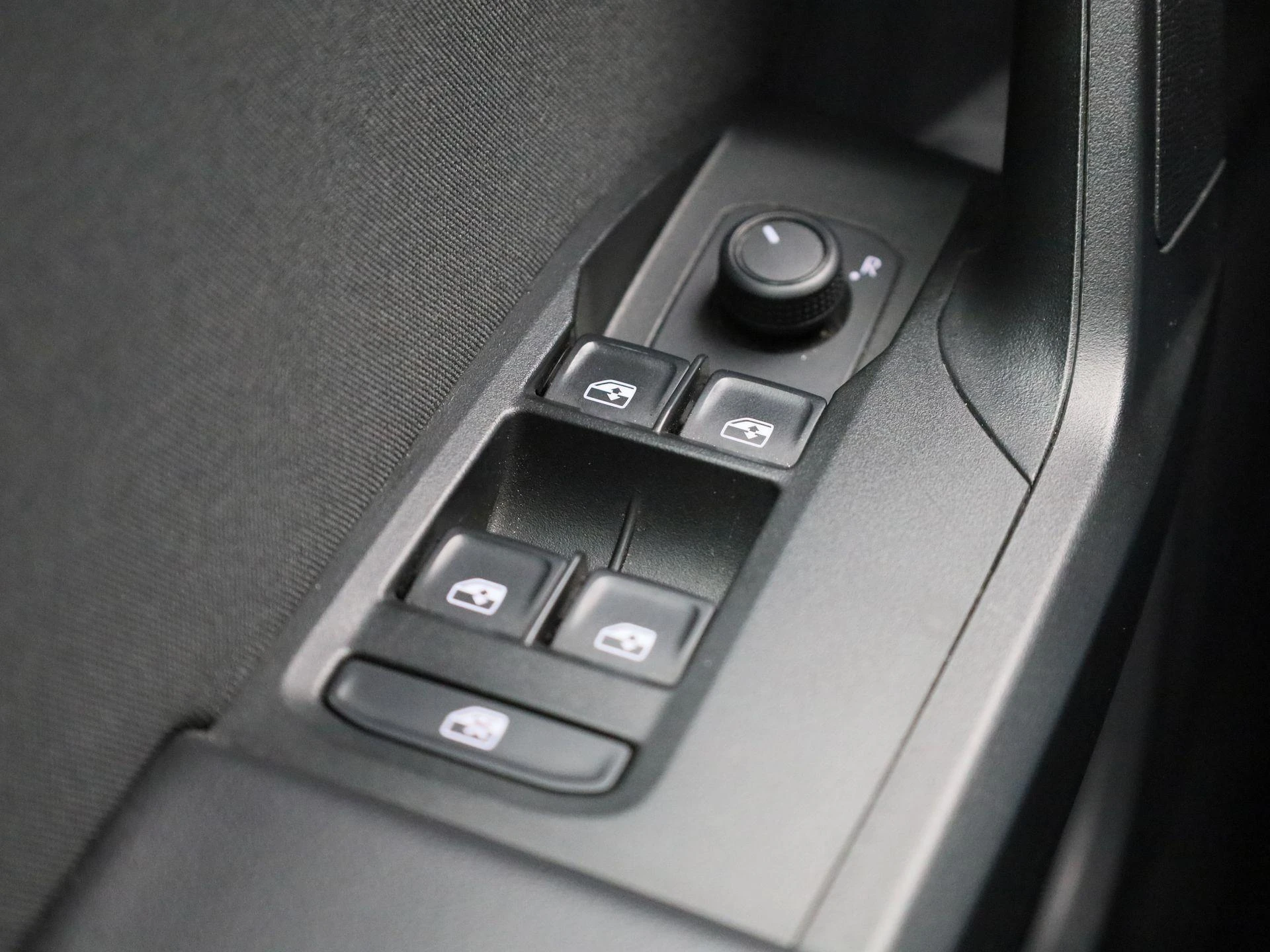 SEAT-Leon-image-30