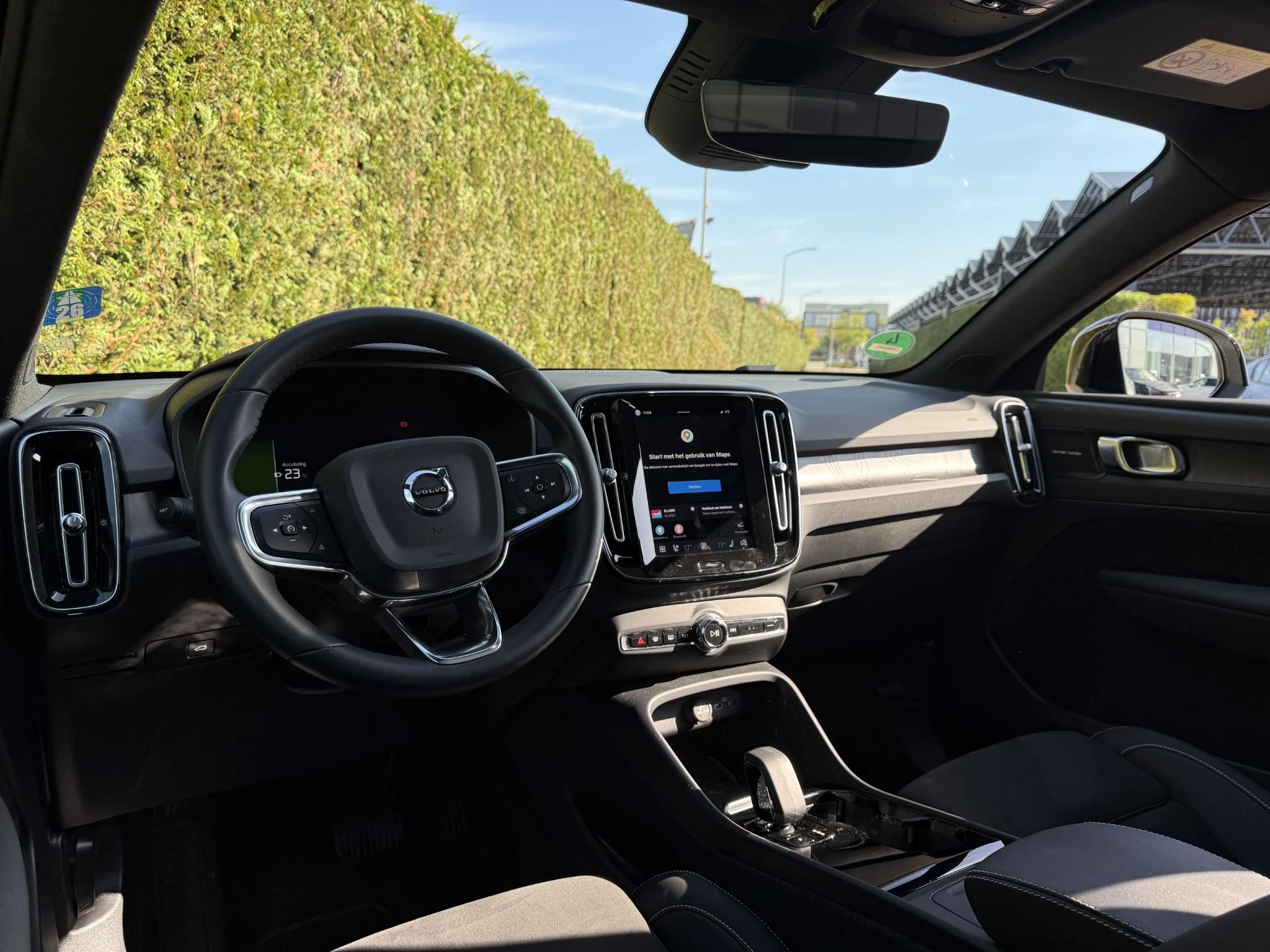 Volvo-C40-image-1