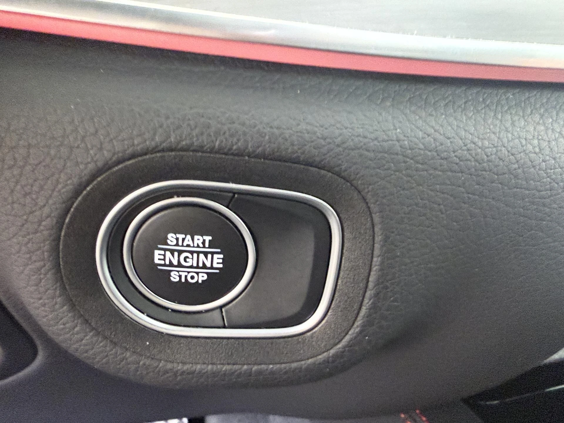 Mercedes-Benz-GLE-image-22