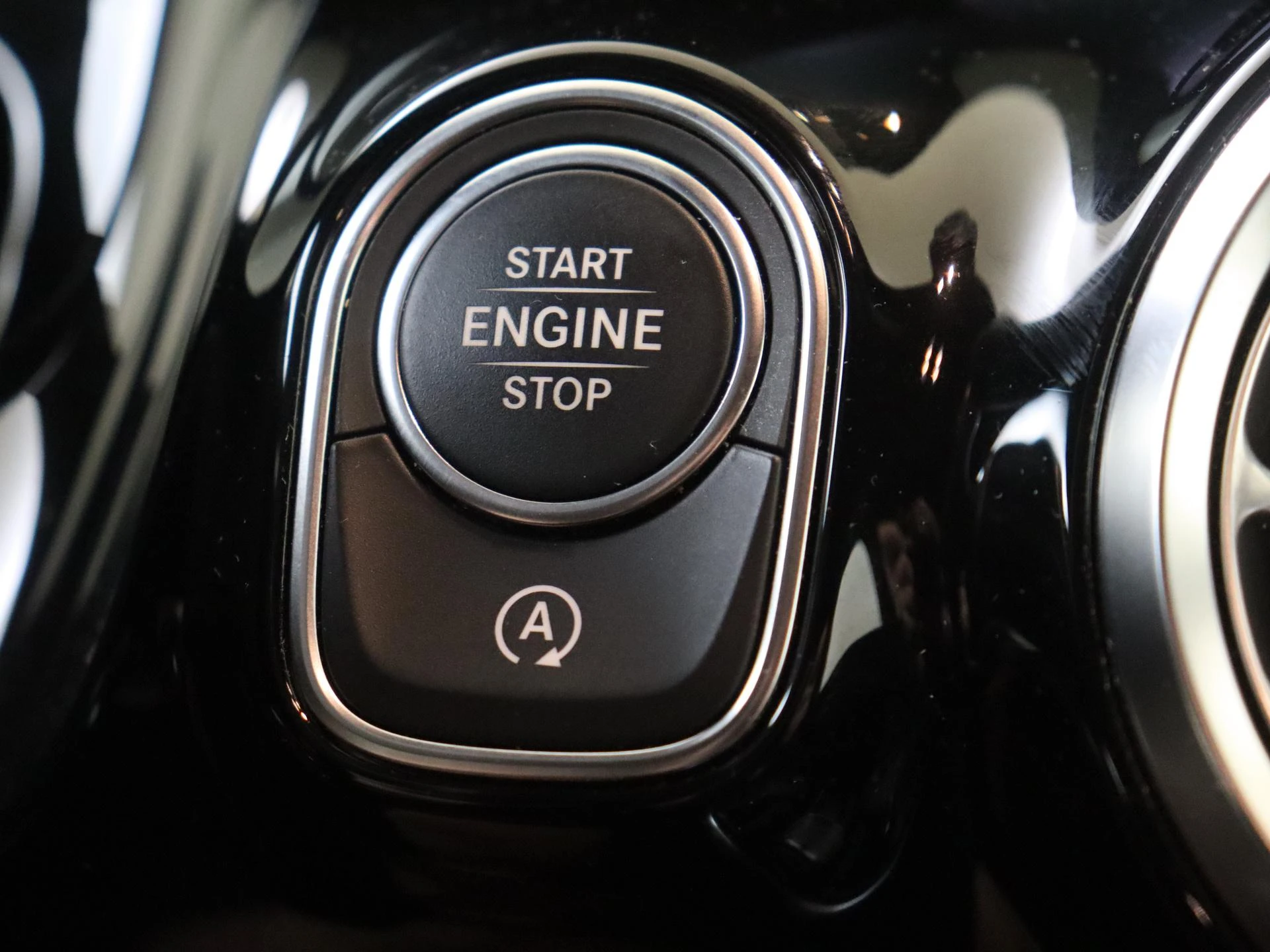 Mercedes-Benz-B-Klasse-image-21
