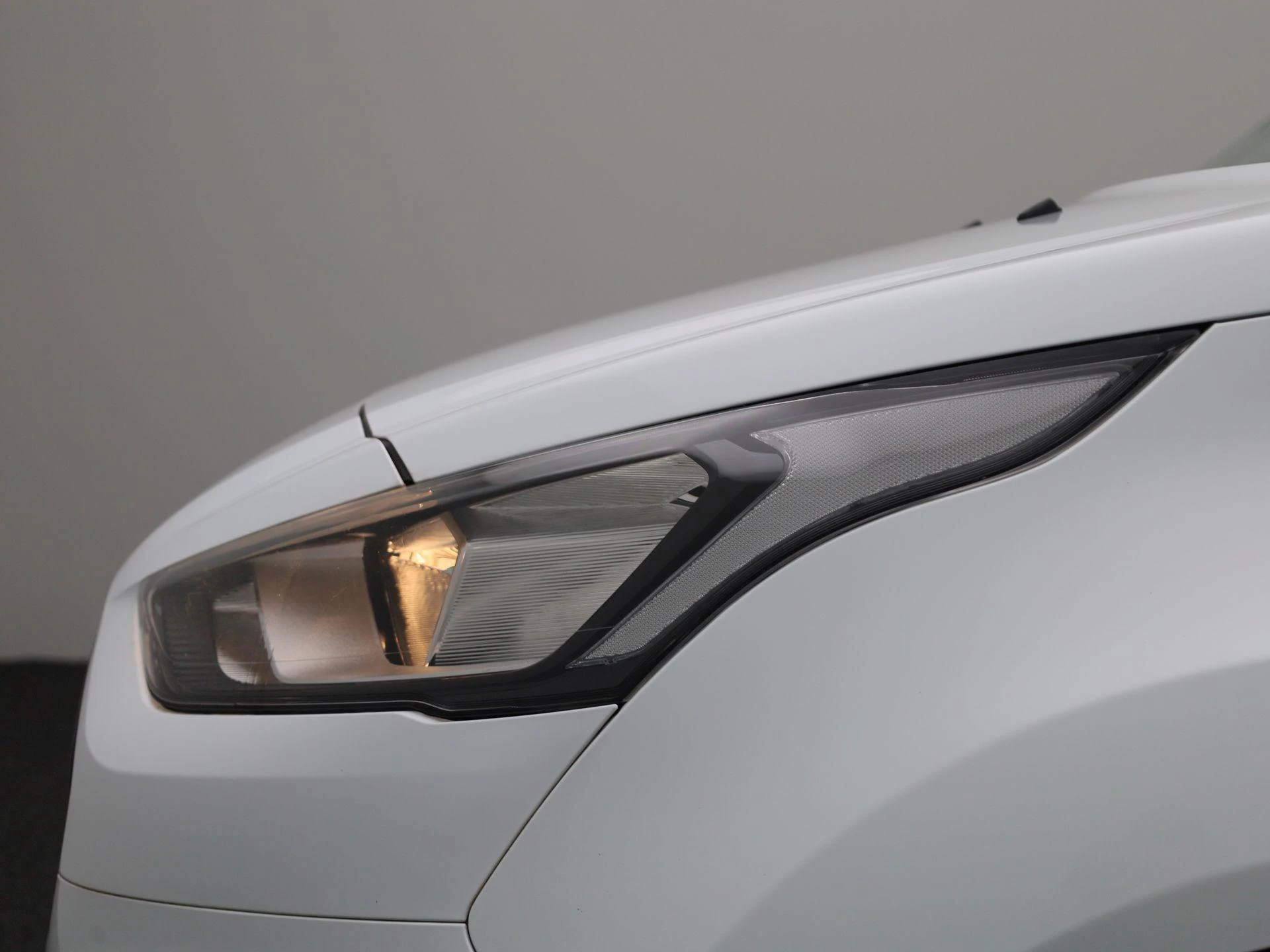 Ford-Transit Connect-image-28