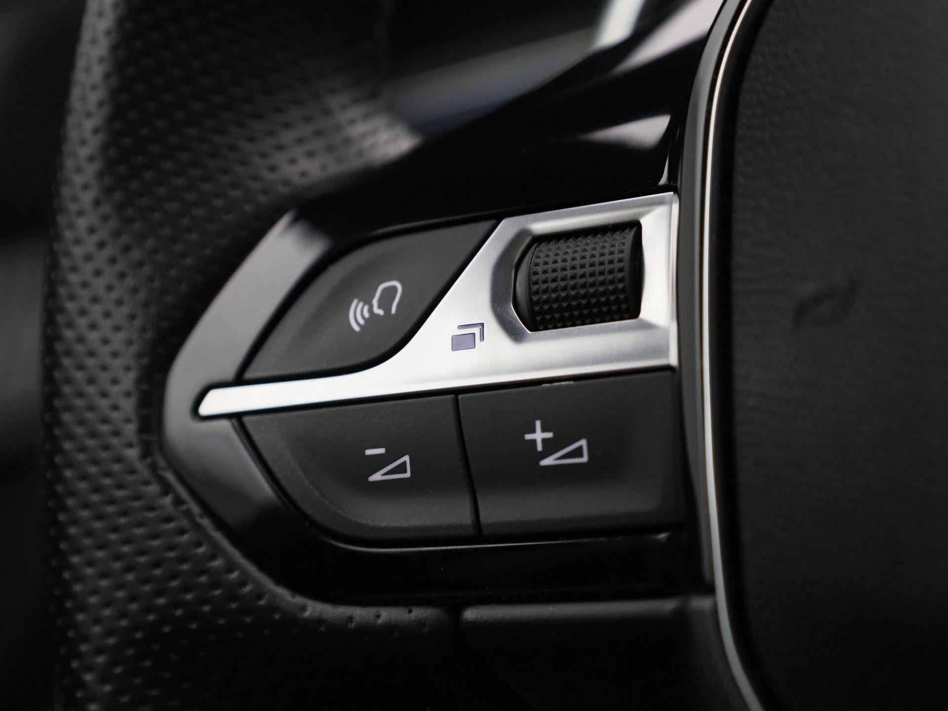 Peugeot-508-image-17