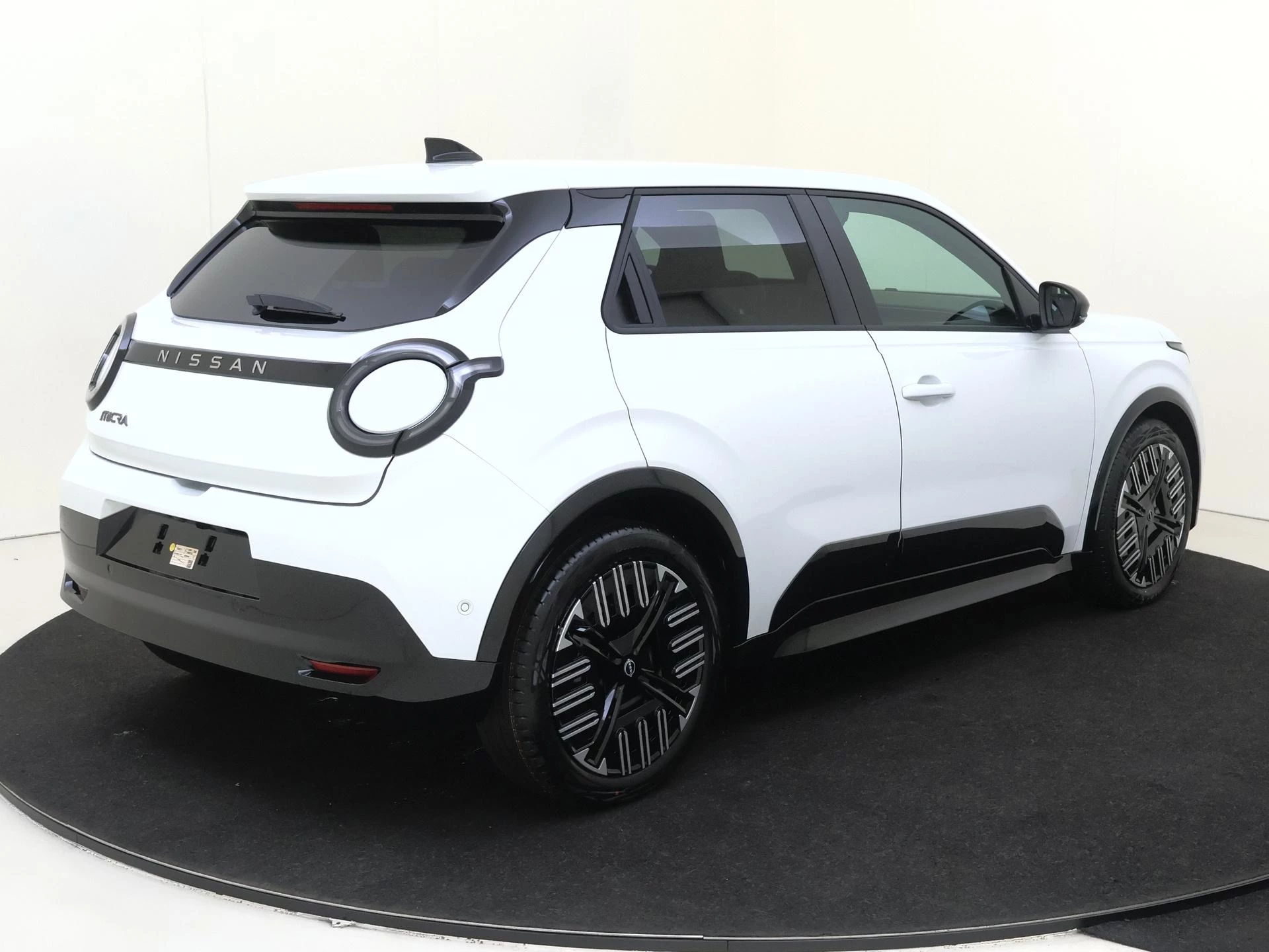 Nissan-Micra-image-3