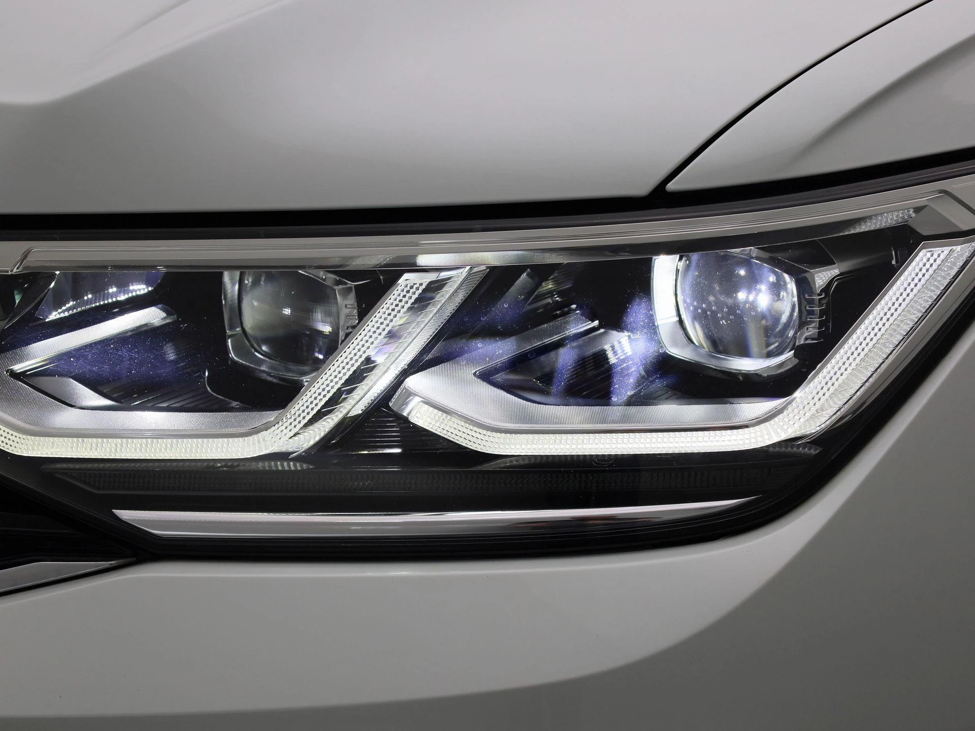 Volkswagen Tiguan 1.4 TSI eHybrid R-Line Business+ 245 PK|