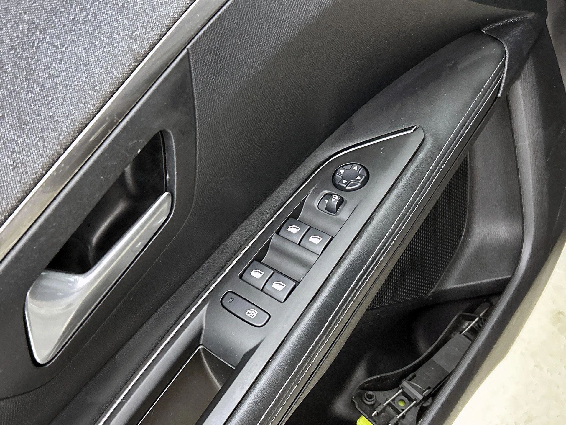 Peugeot-3008-image-28