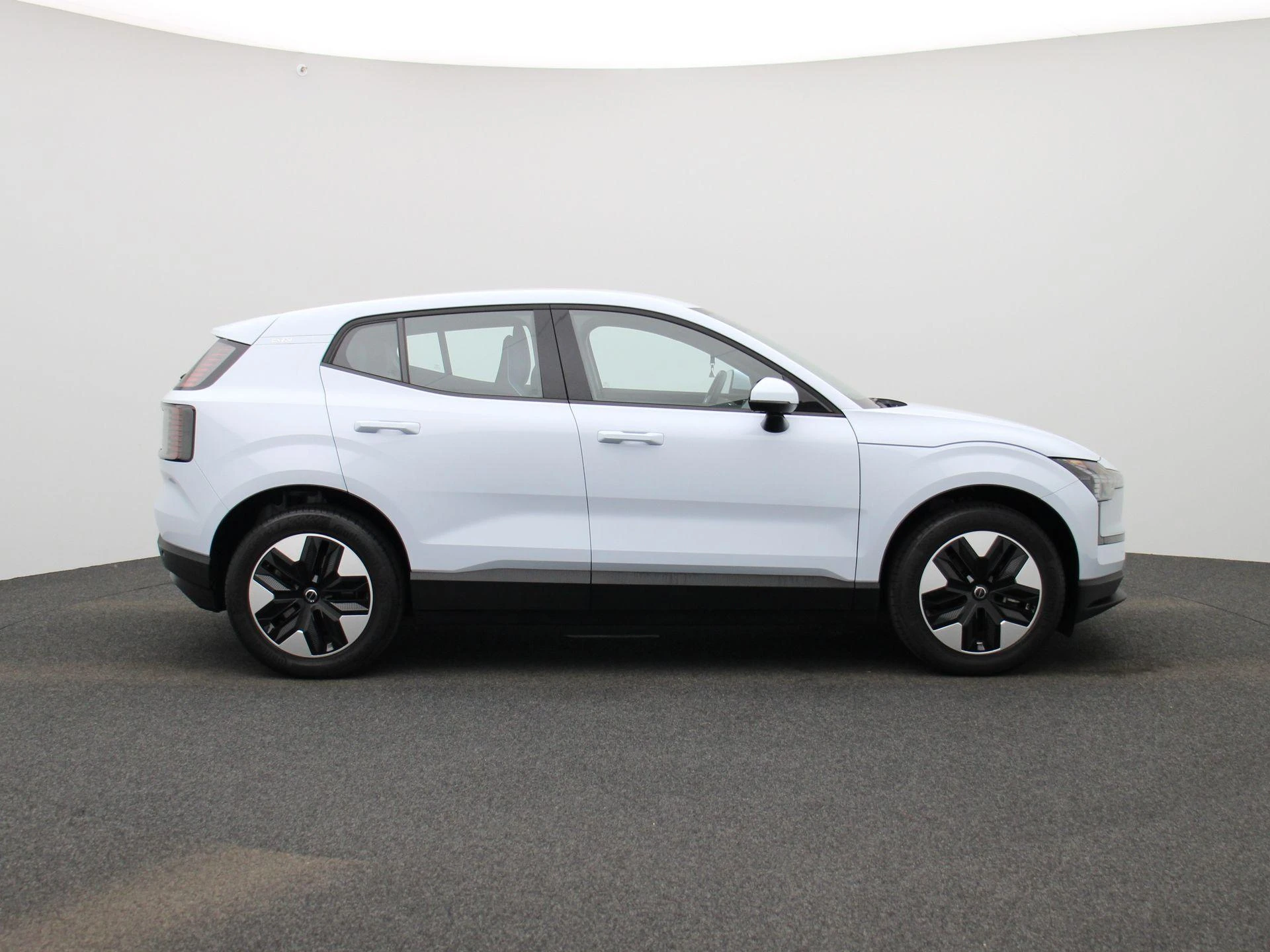 Volvo-EX30-image-5