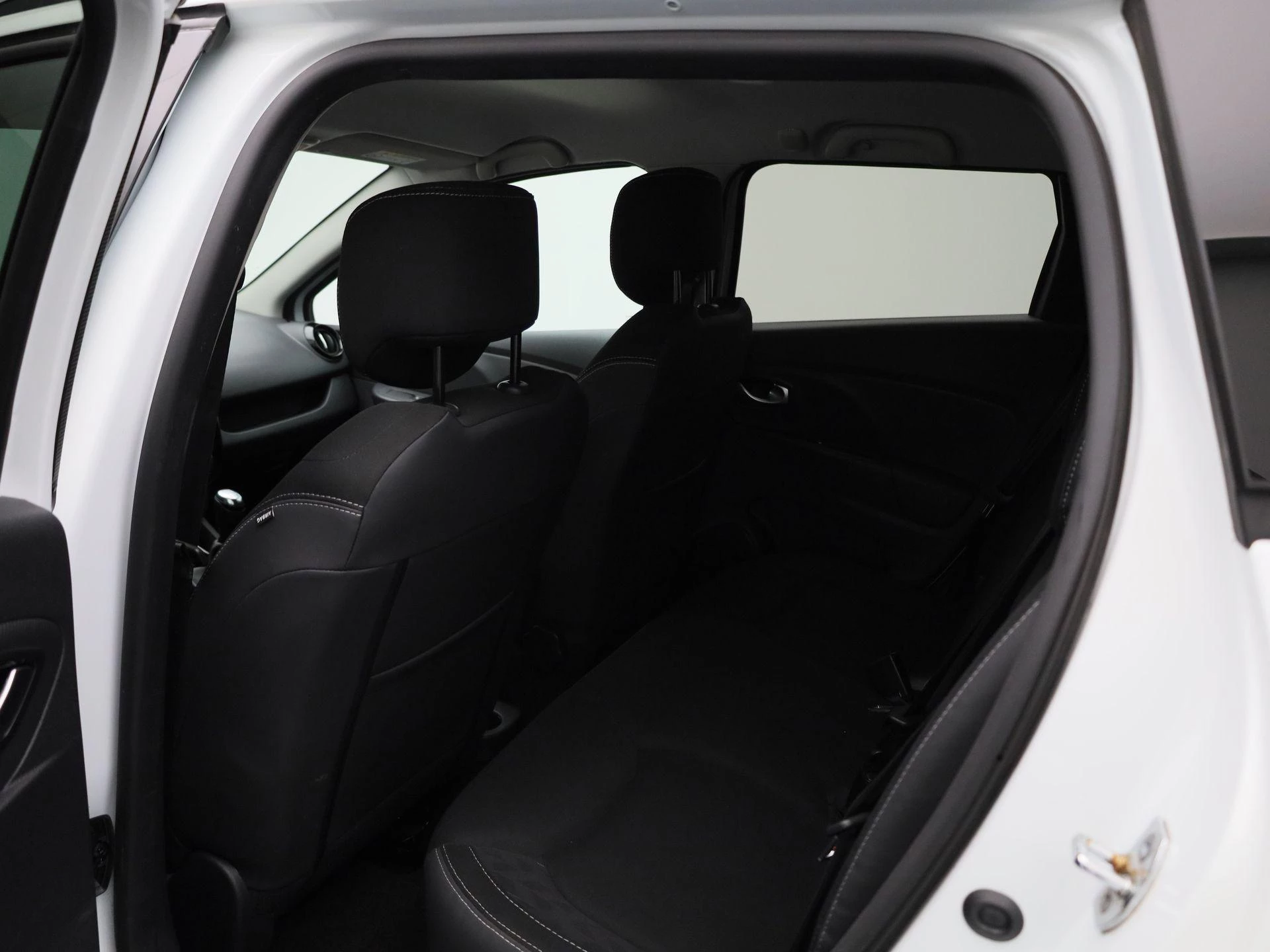 Renault-Clio-image-9