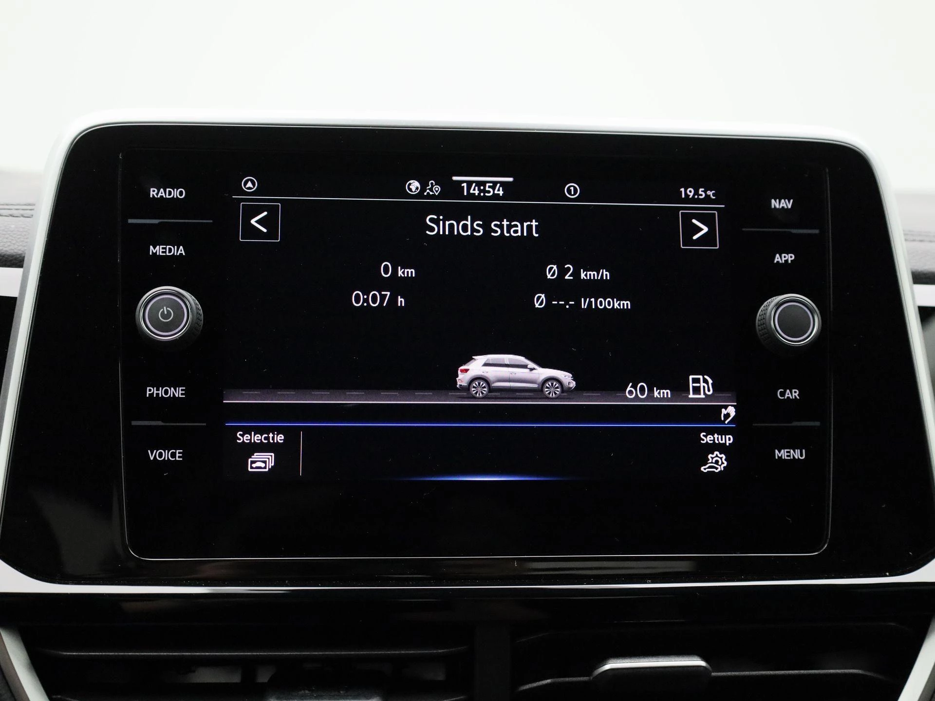 Volkswagen-T-Roc-image-25