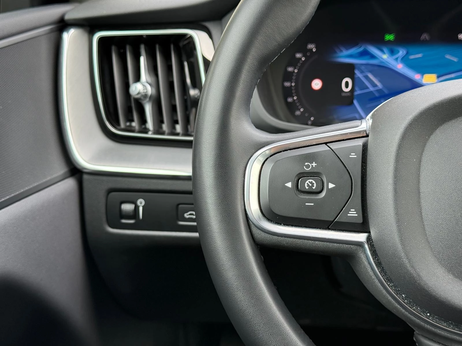 Volvo XC60 2.0 B4 Momentum