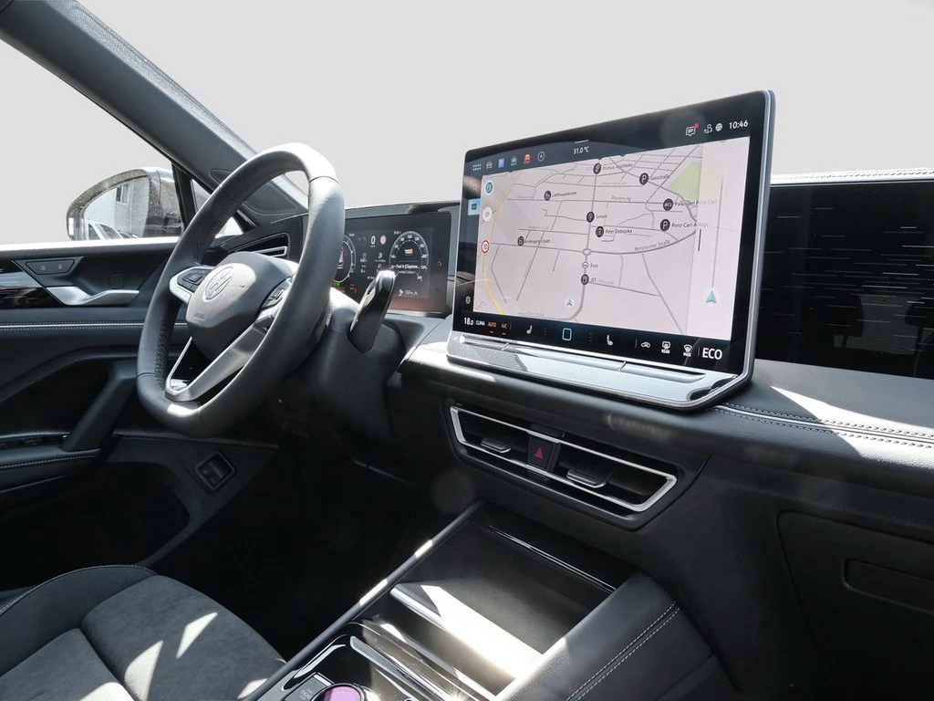 Volkswagen-Tiguan-image-8