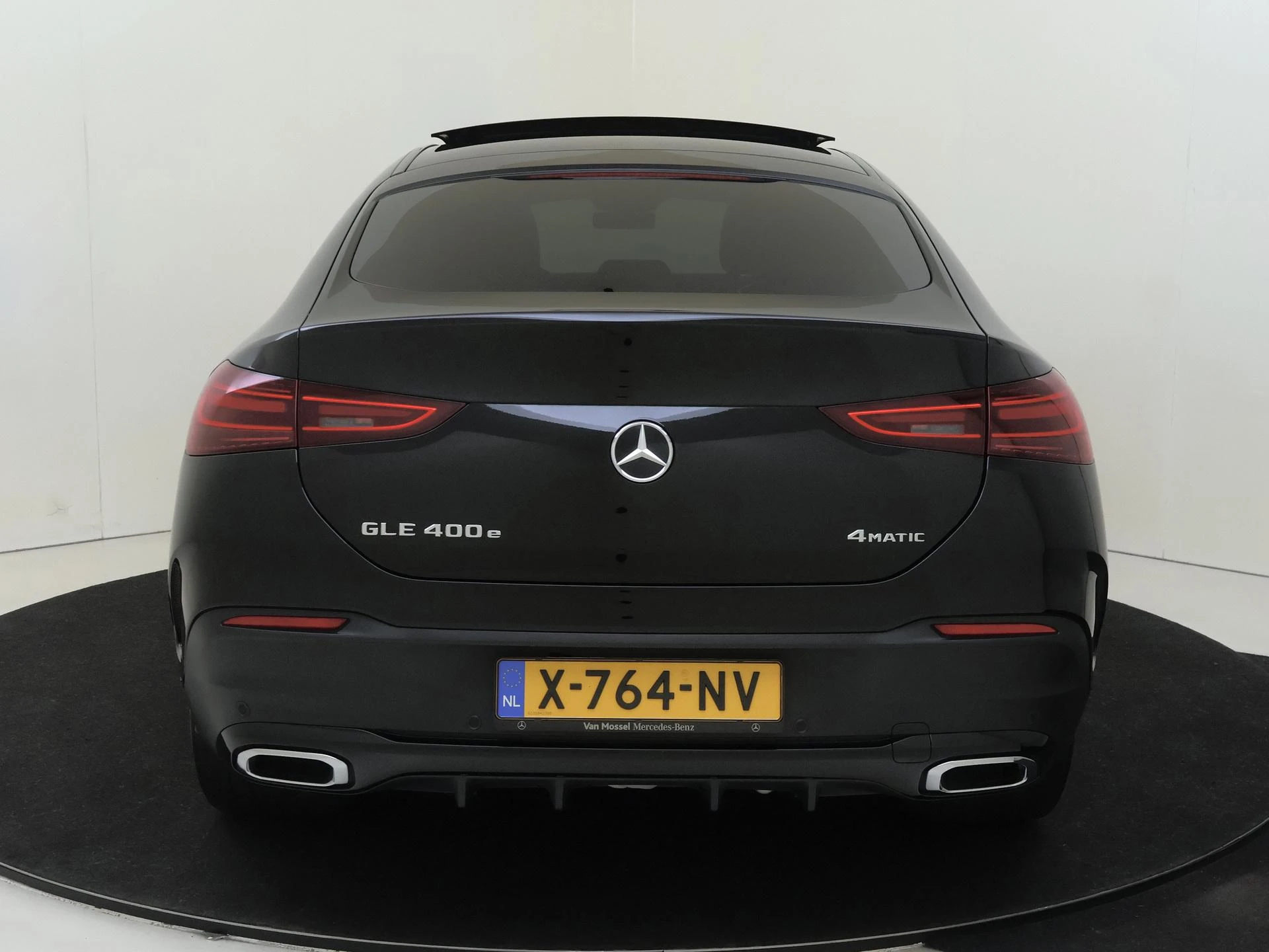 Mercedes-Benz-GLE-image-6
