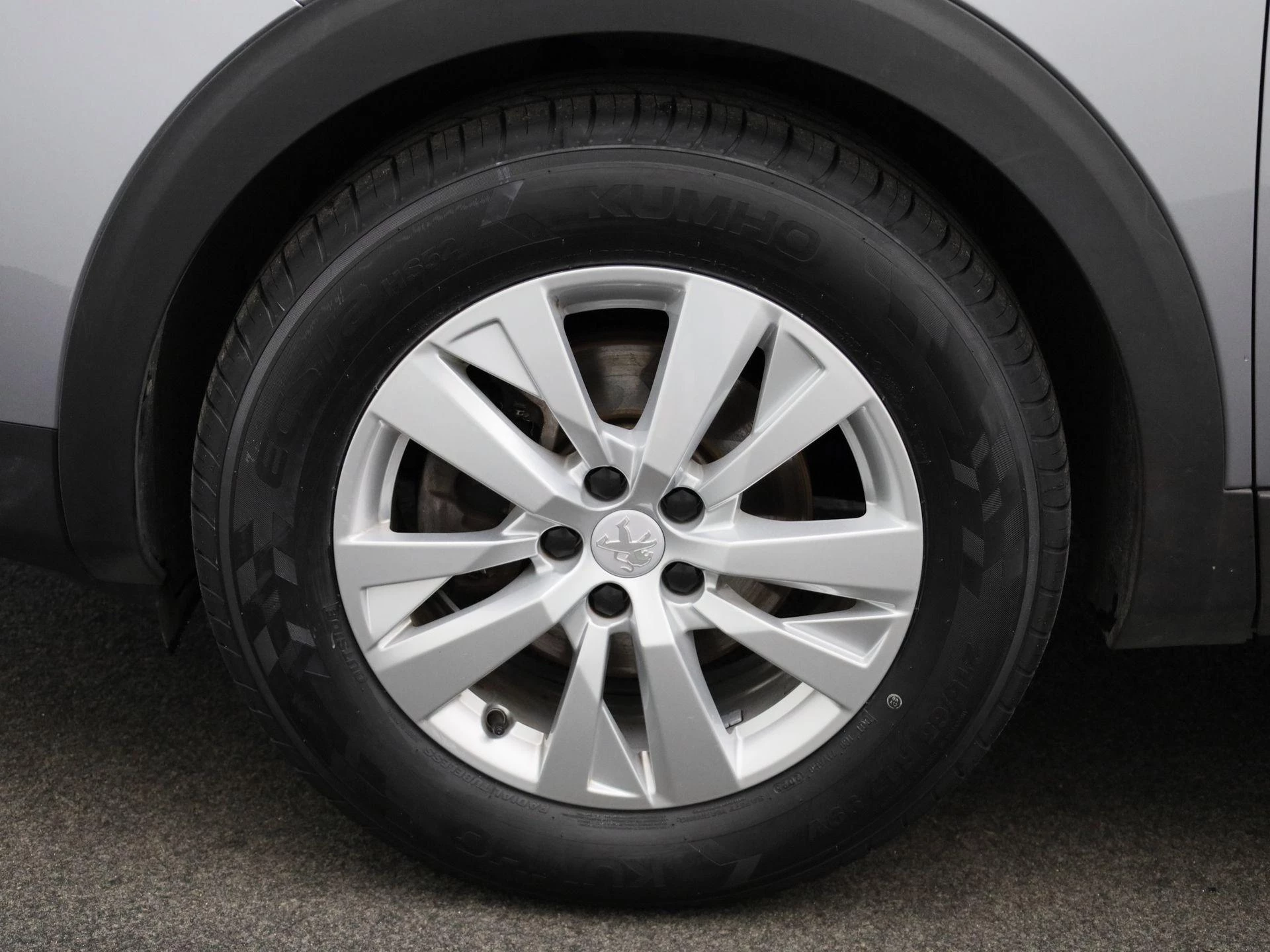 Peugeot-5008-image-11